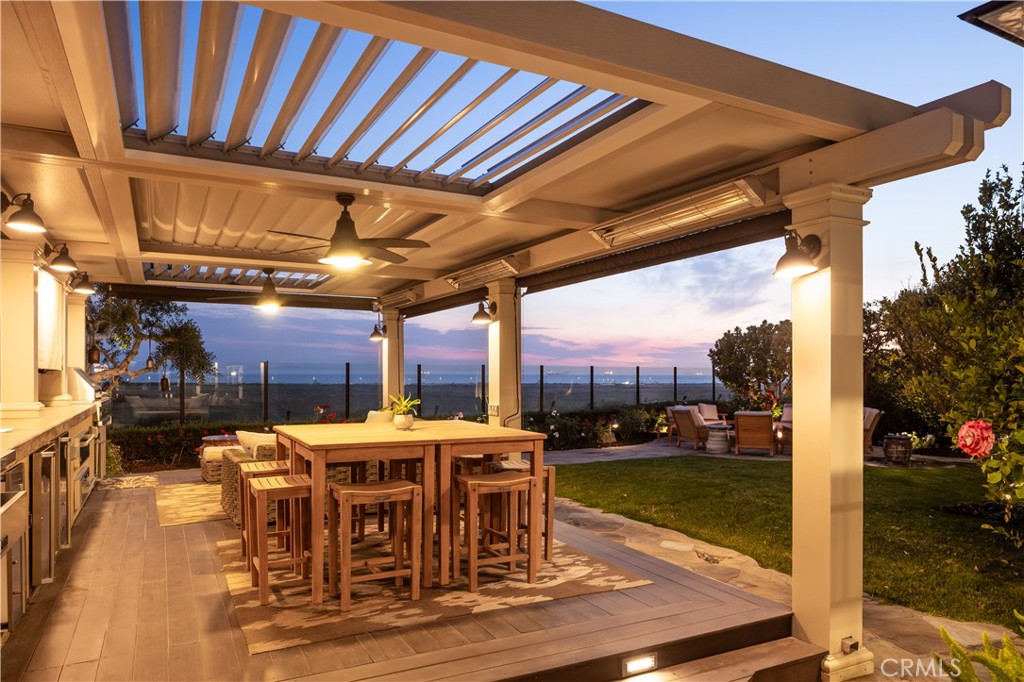4492 Oceanridge Drive