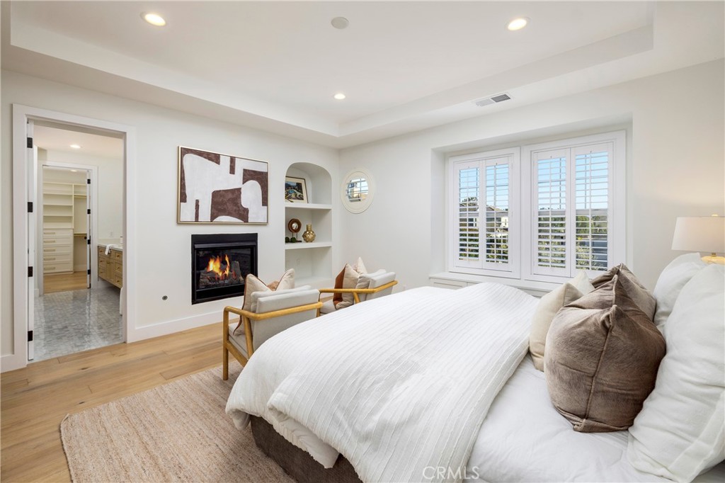 4965 Shelburne Drive