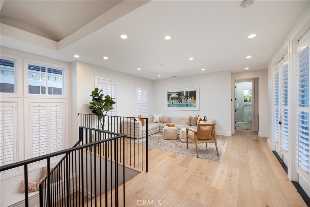 4965 Shelburne Drive