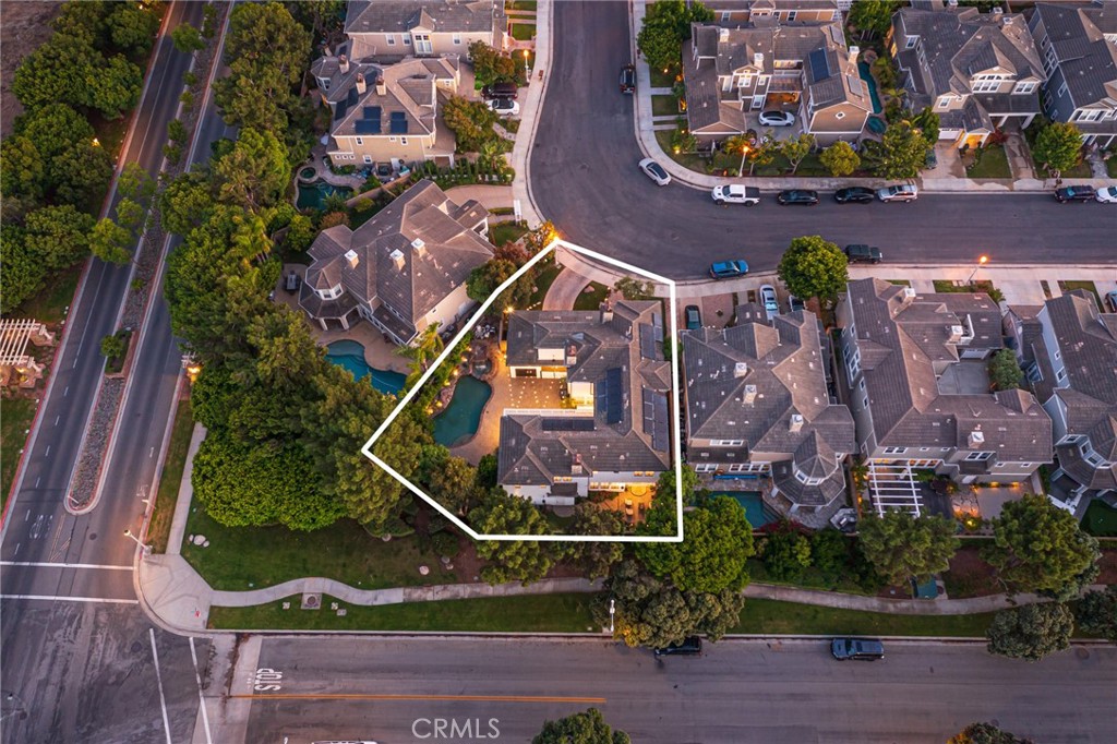 4965 Shelburne Drive