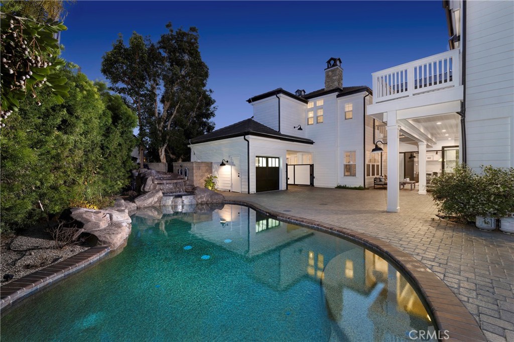 4965 Shelburne Drive