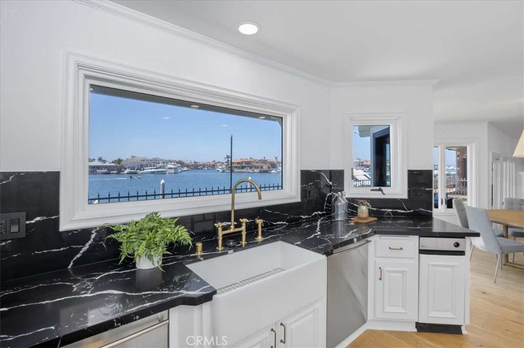 3342 Venture Drive