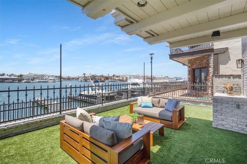 3342 Venture Drive