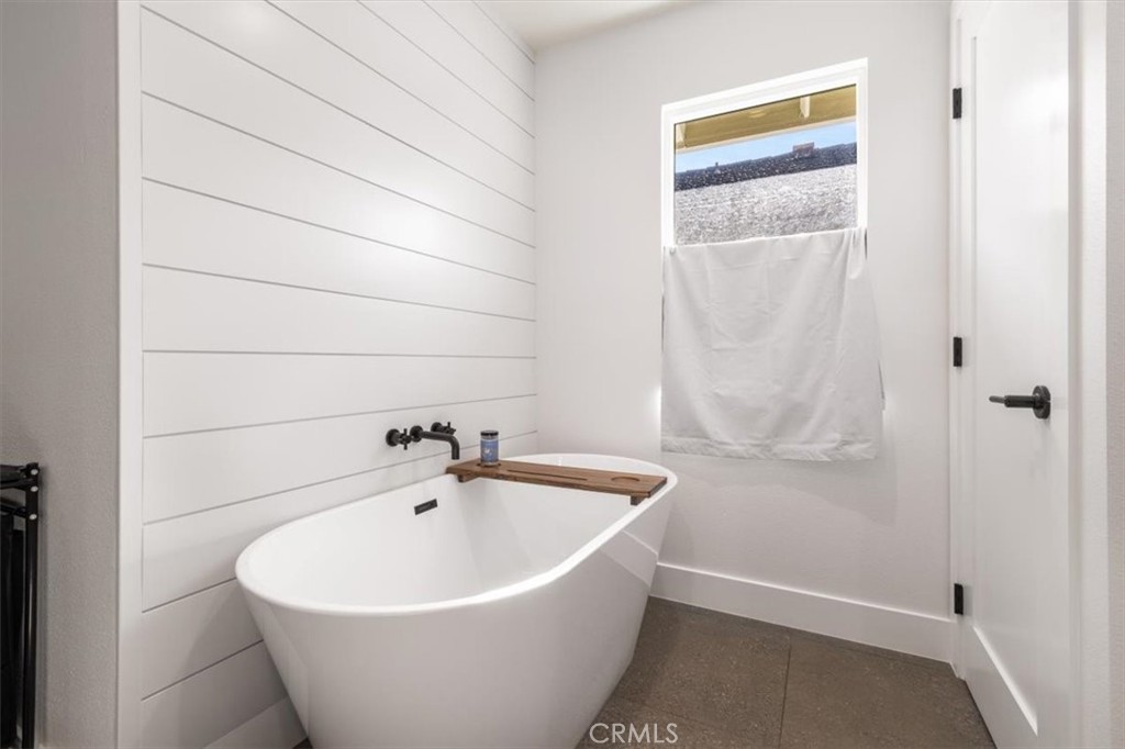 4912 Seapine Circle