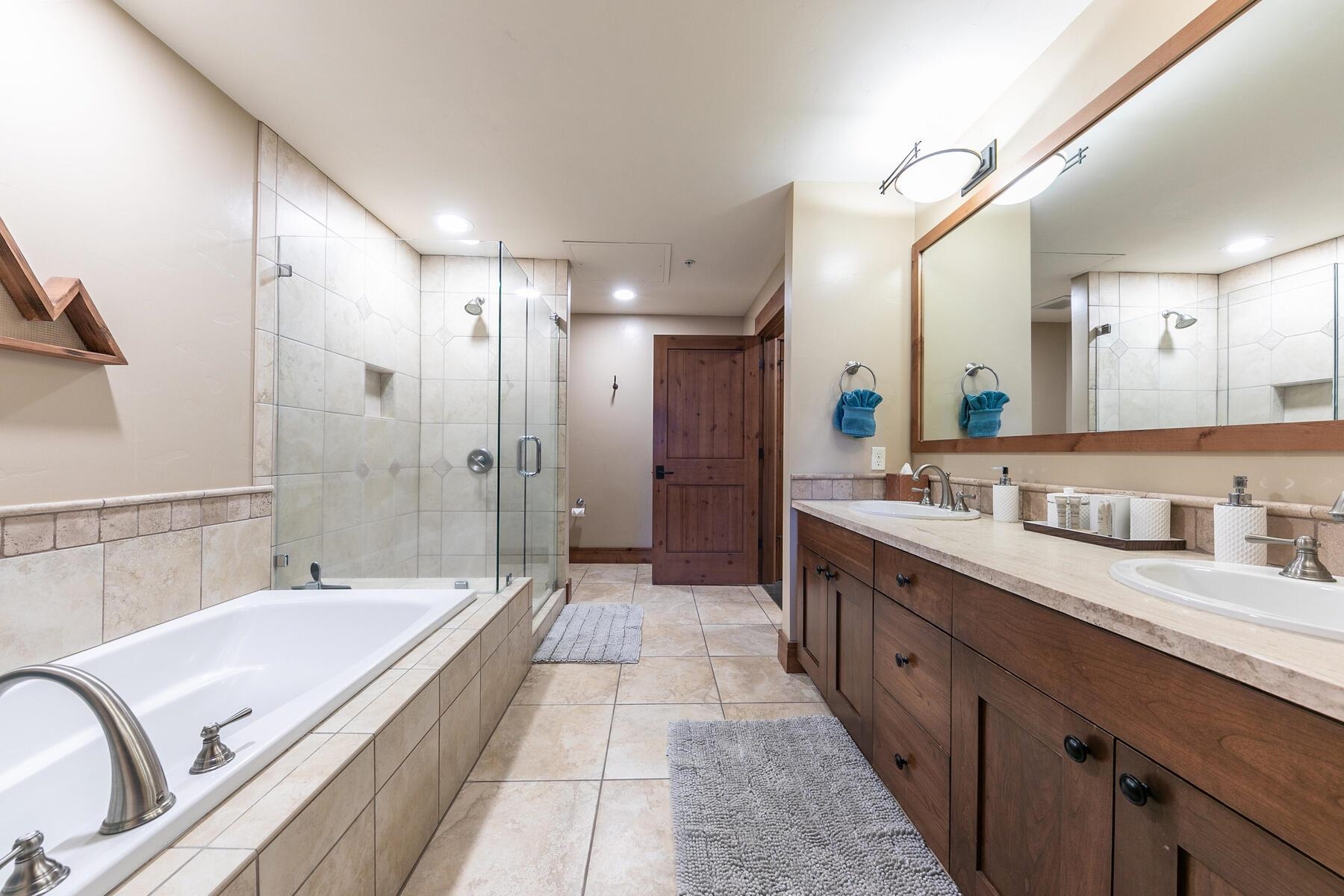 8001 Northstar Drive Unit: 212