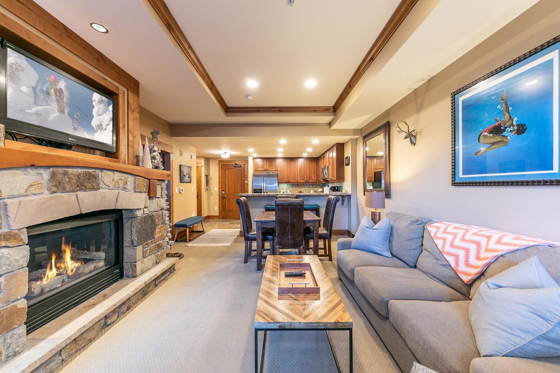 8001 Northstar Drive Unit: 212