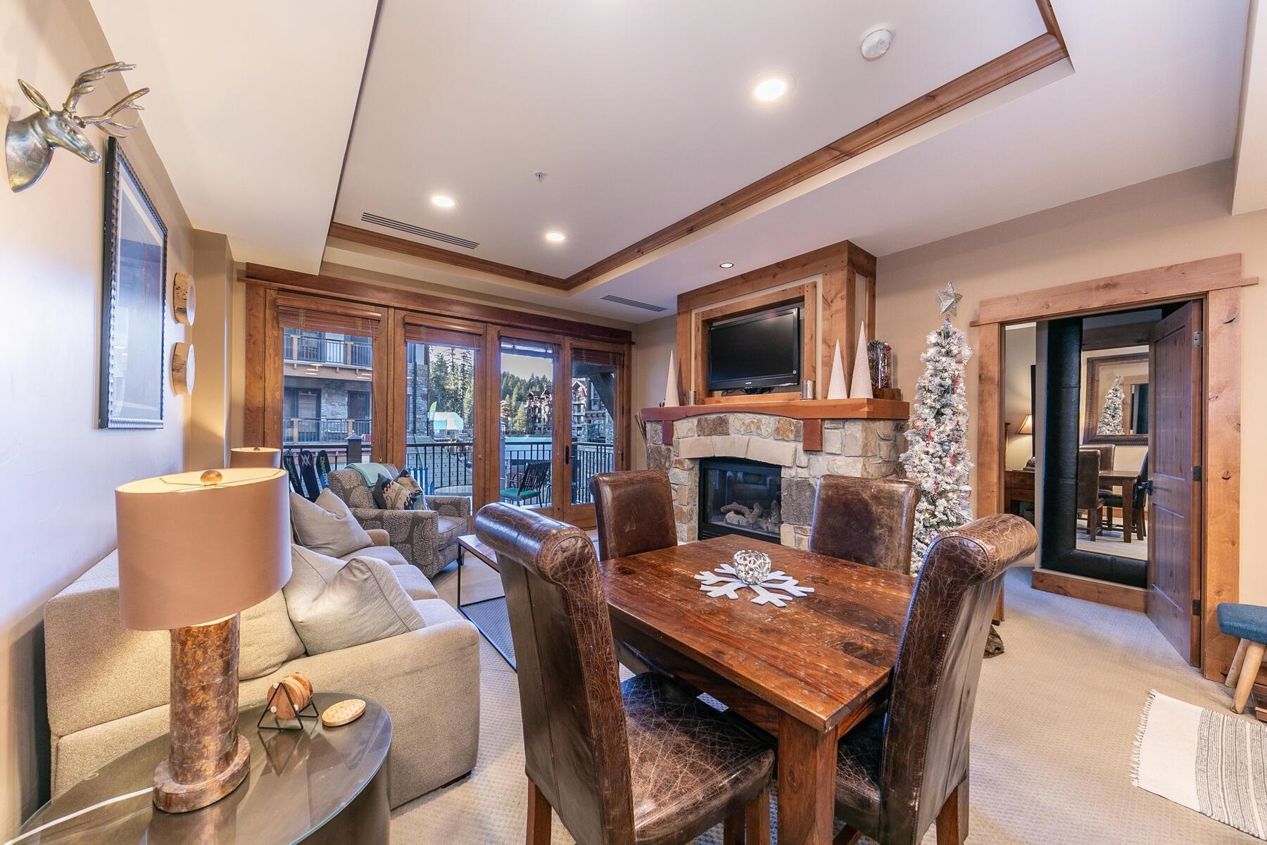8001 Northstar Drive Unit: 212