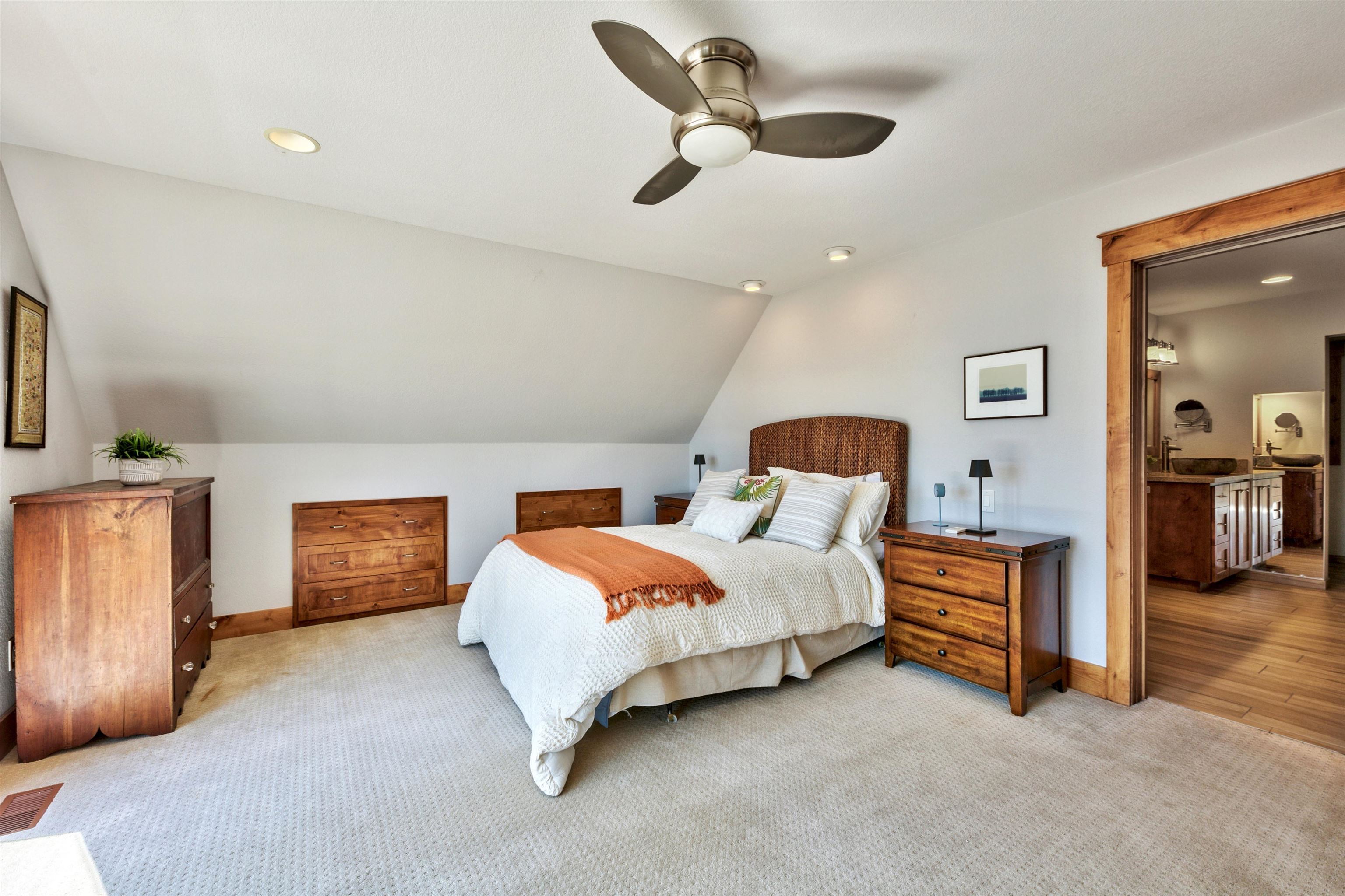 1048 Apollo Court