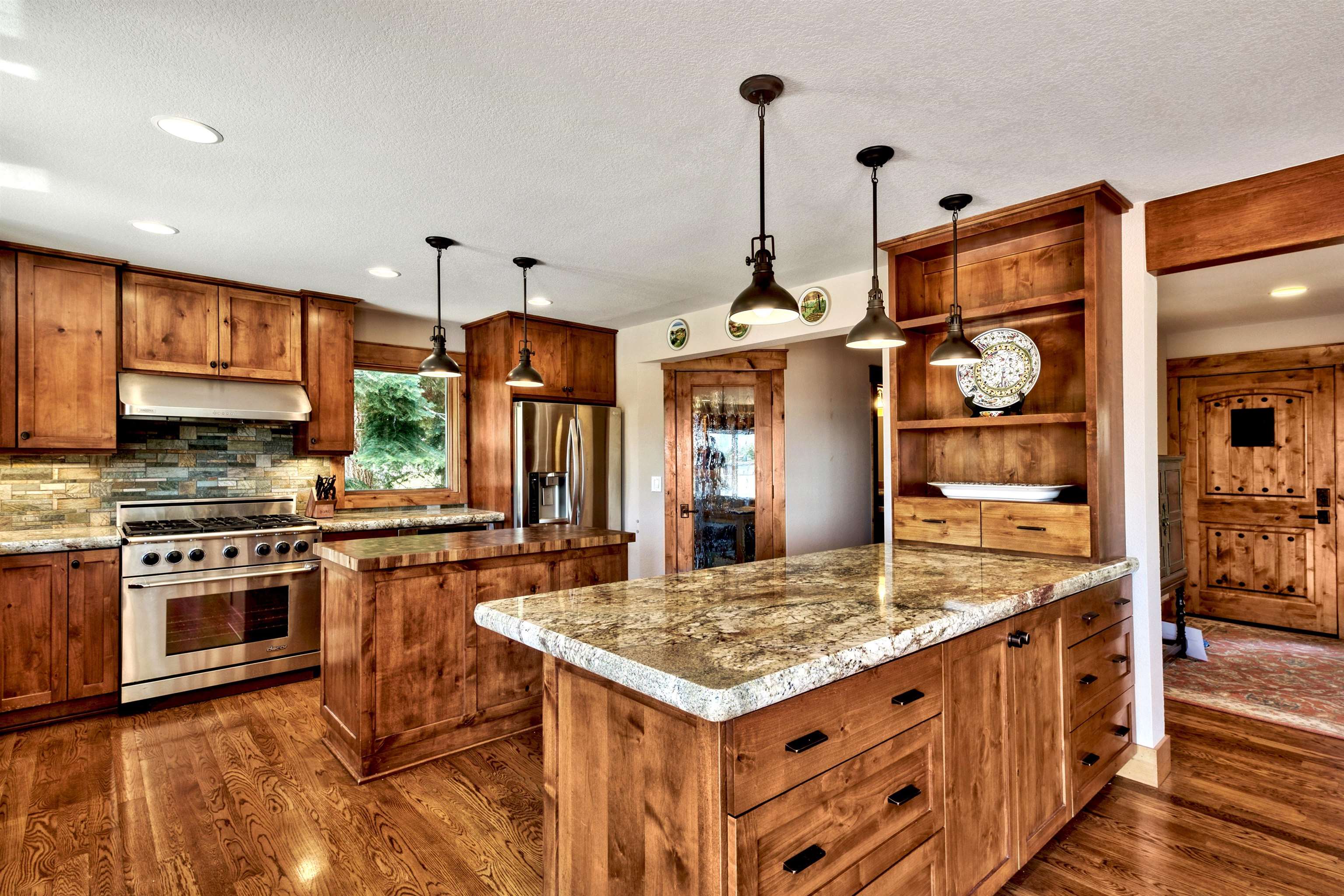 1048 Apollo Court