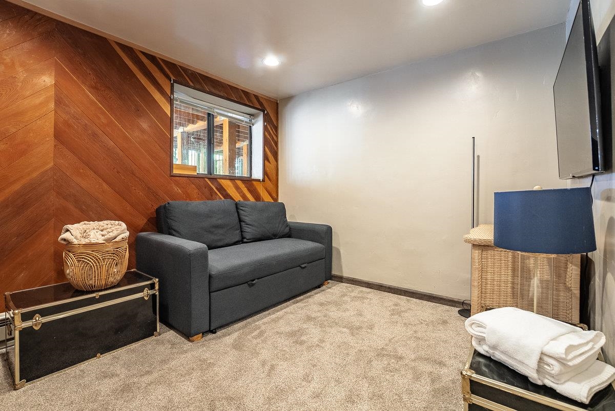7183 Antelope Way