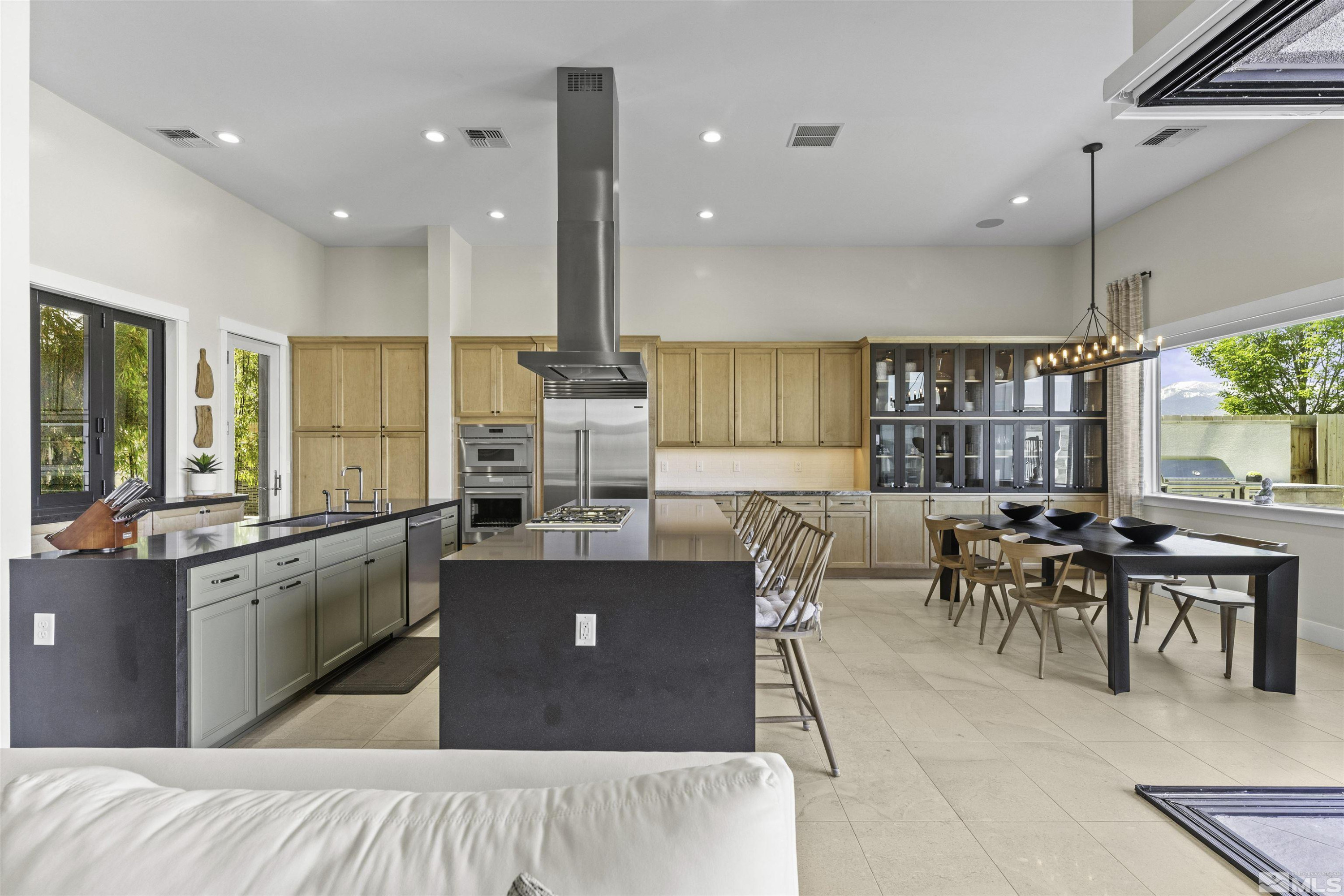 2937 Amethyst Hills Drive