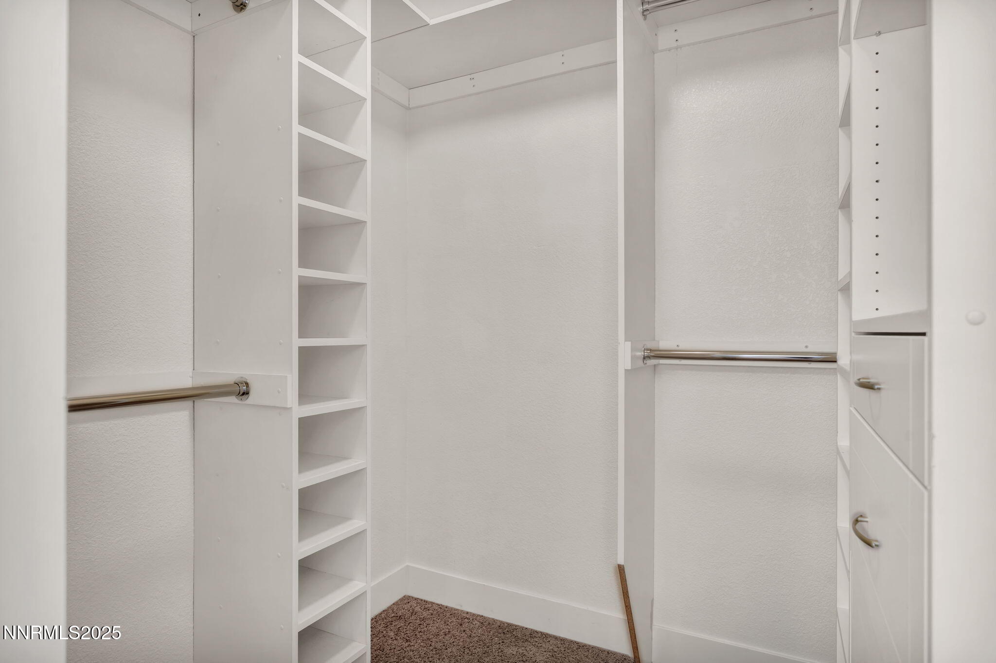 1495 Mount Grant Drive