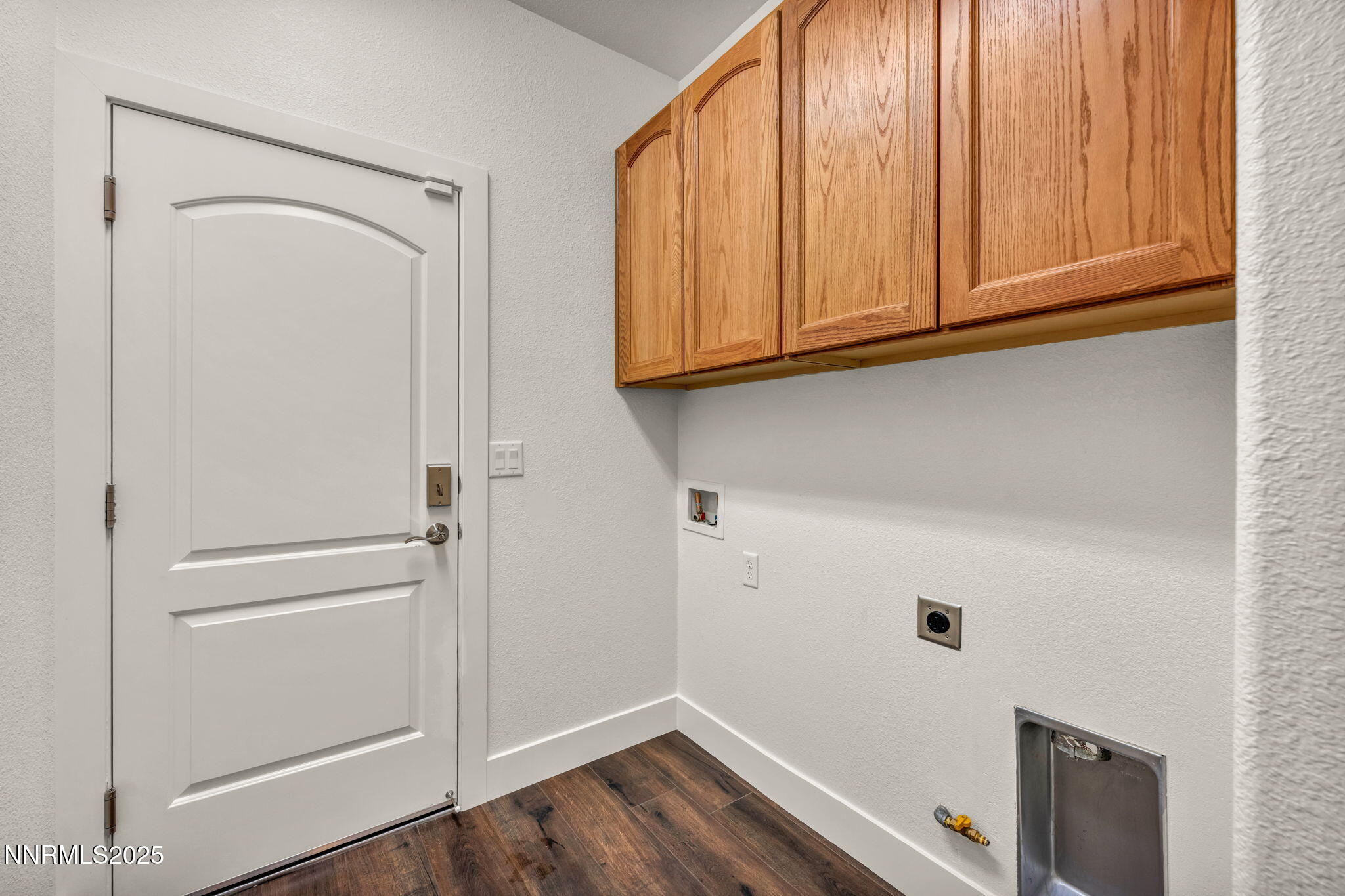 1495 Mount Grant Drive