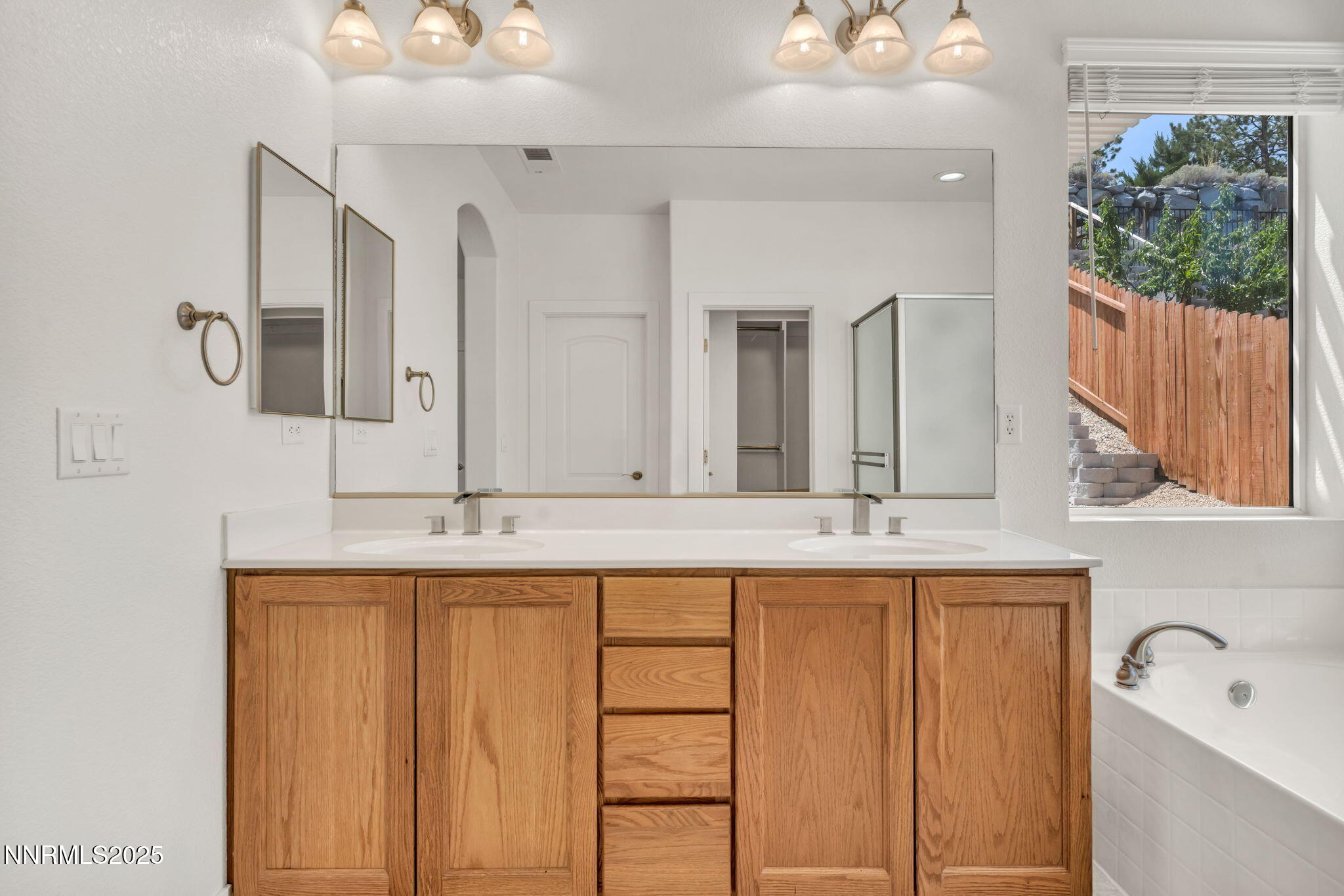 1495 Mount Grant Drive