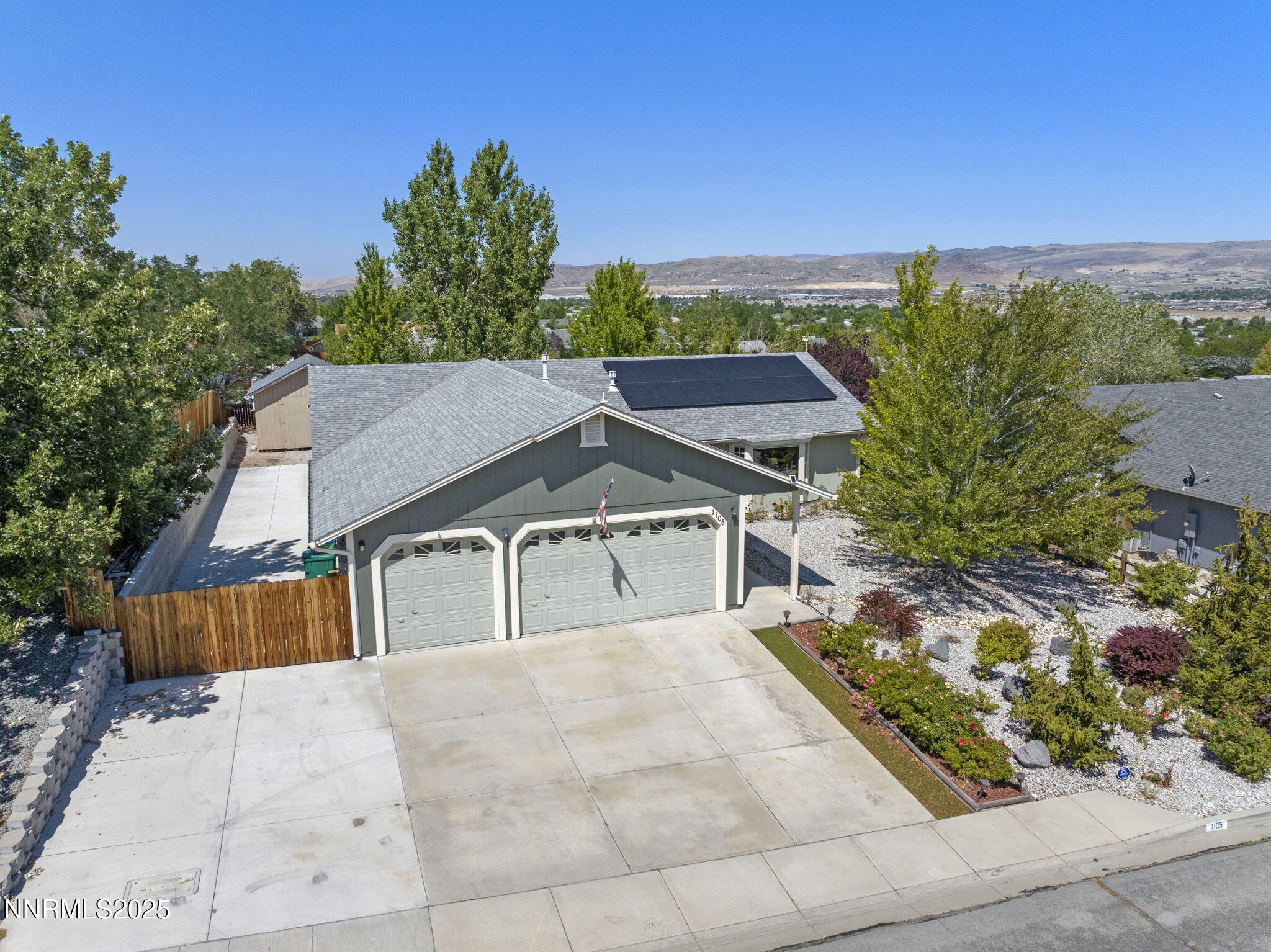 1105 Longspur Way