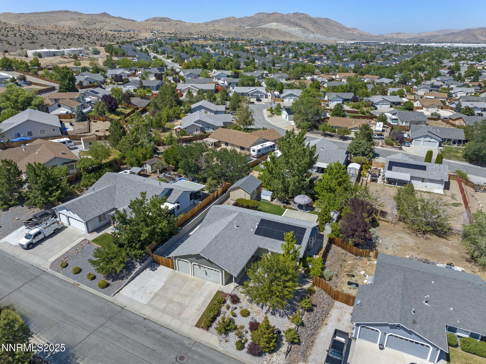 1105 Longspur Way