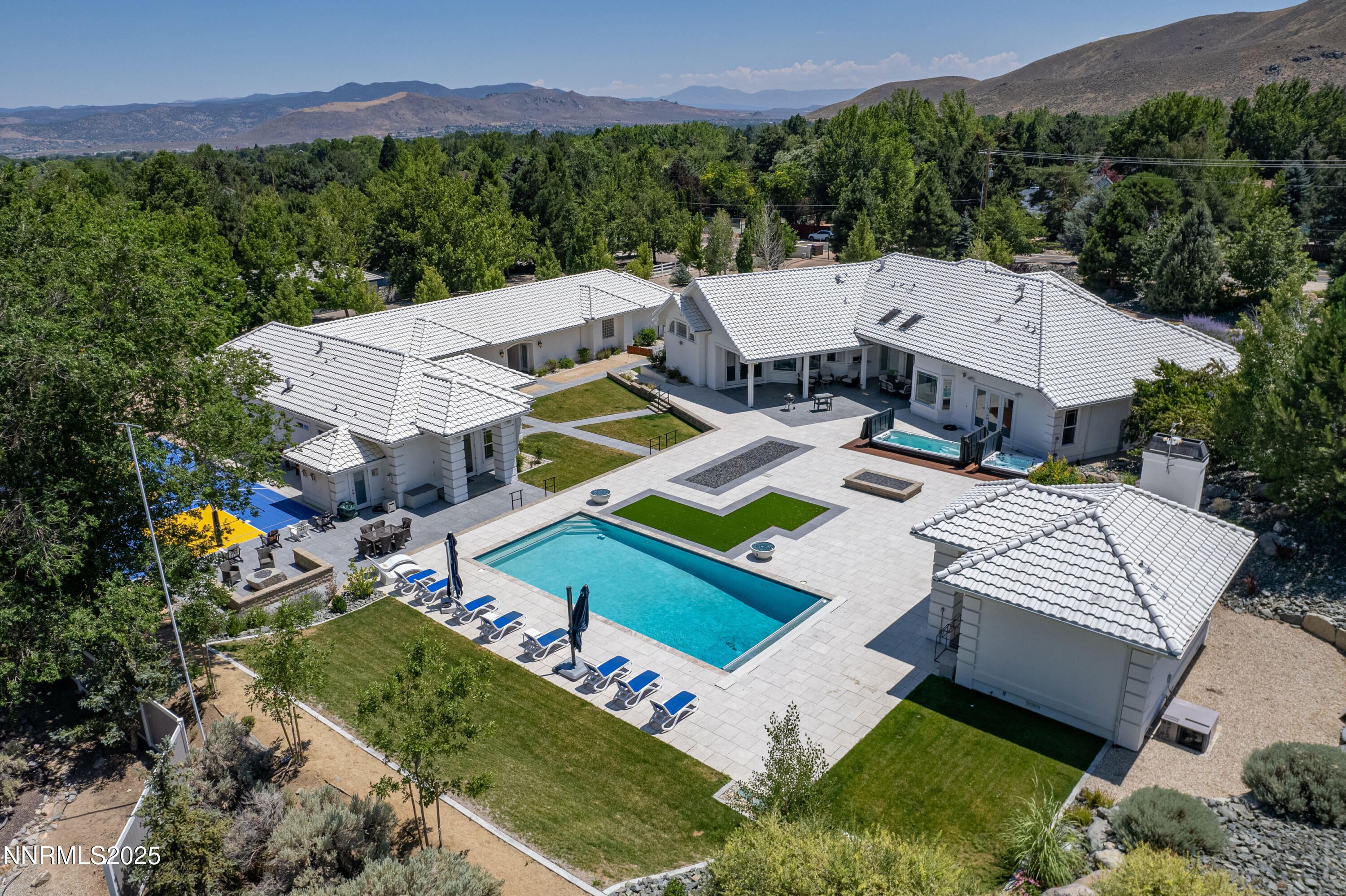 2100 Ash Canyon Road