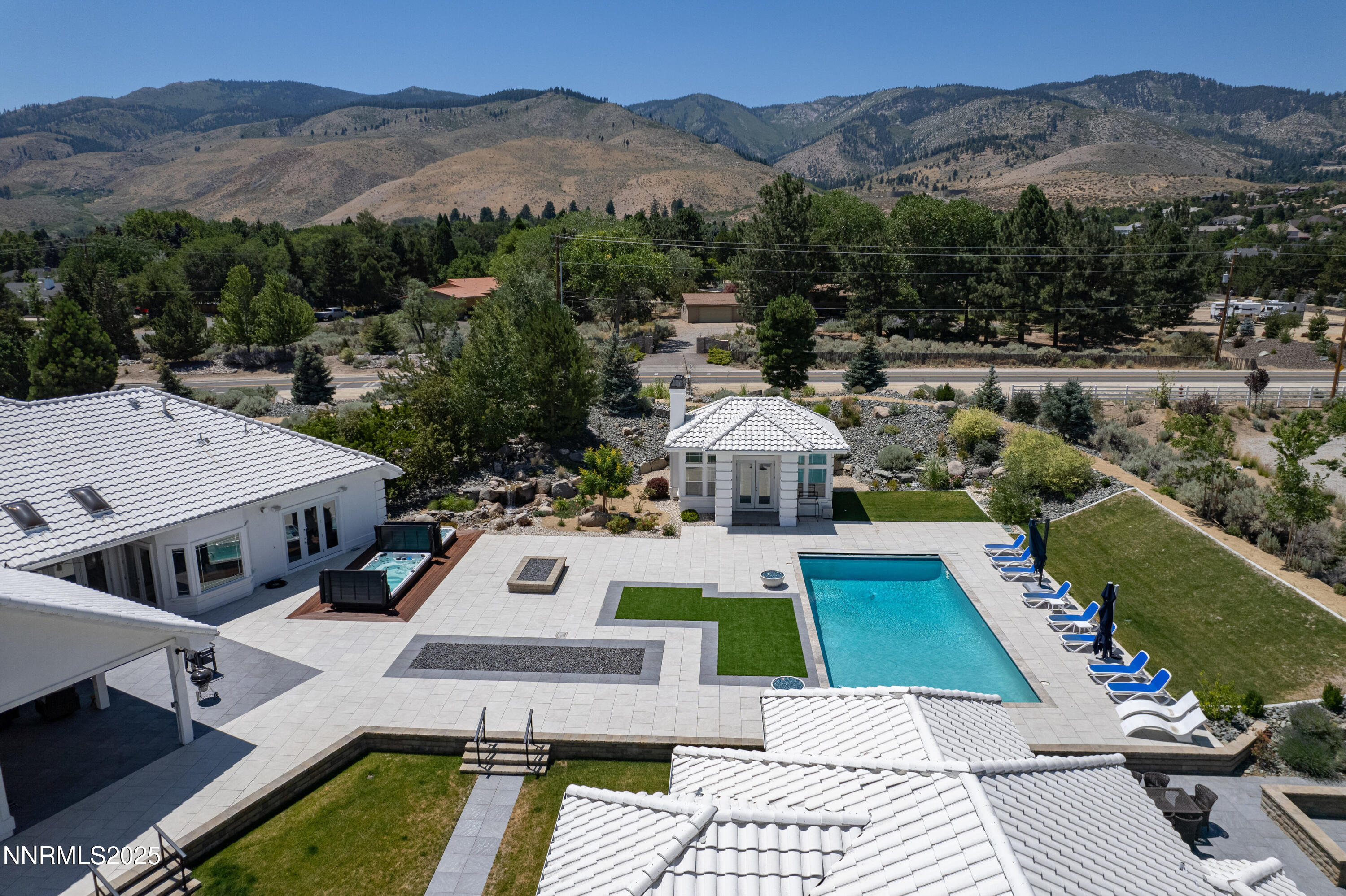 2100 Ash Canyon Road