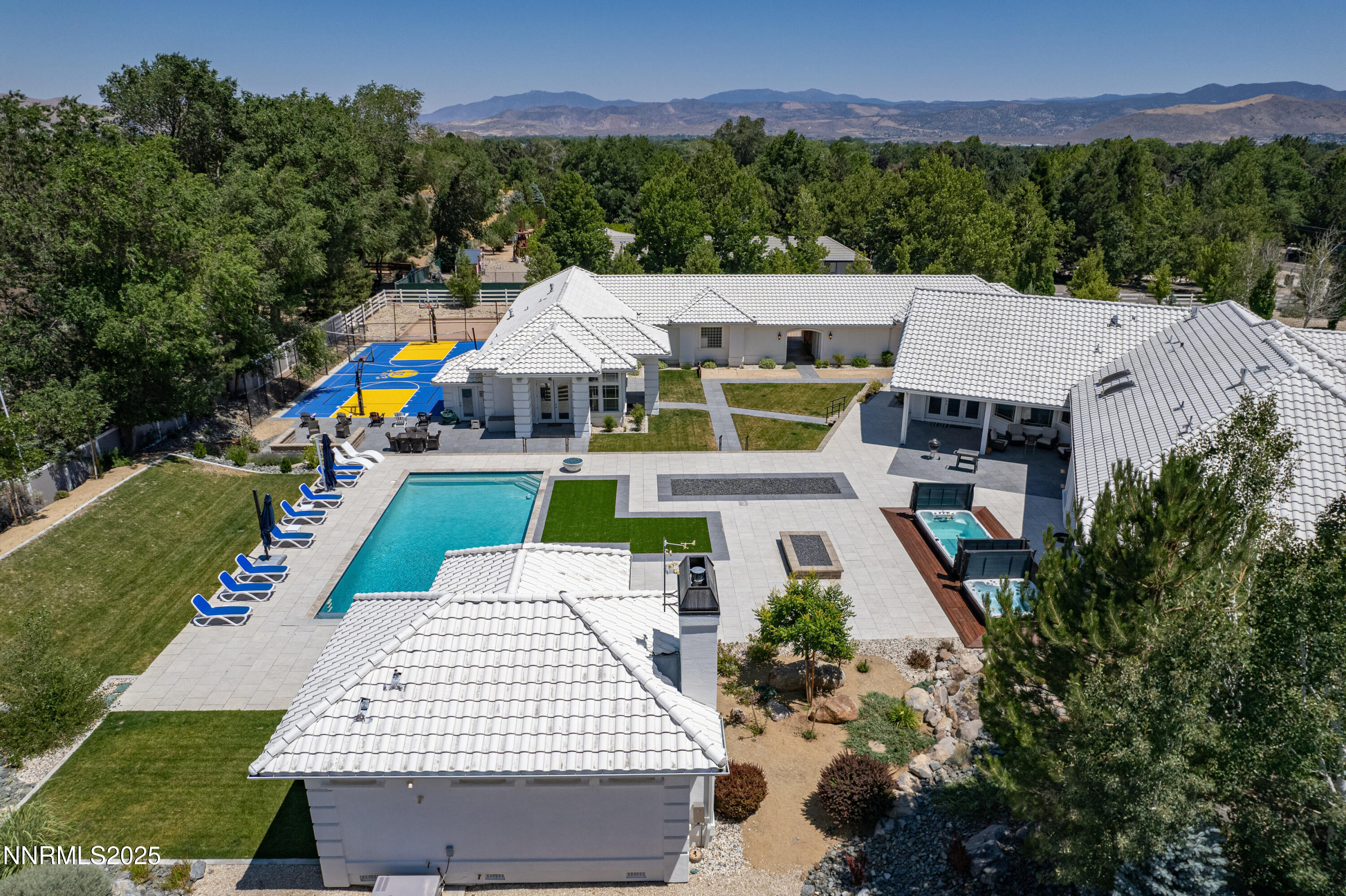 2100 Ash Canyon Road