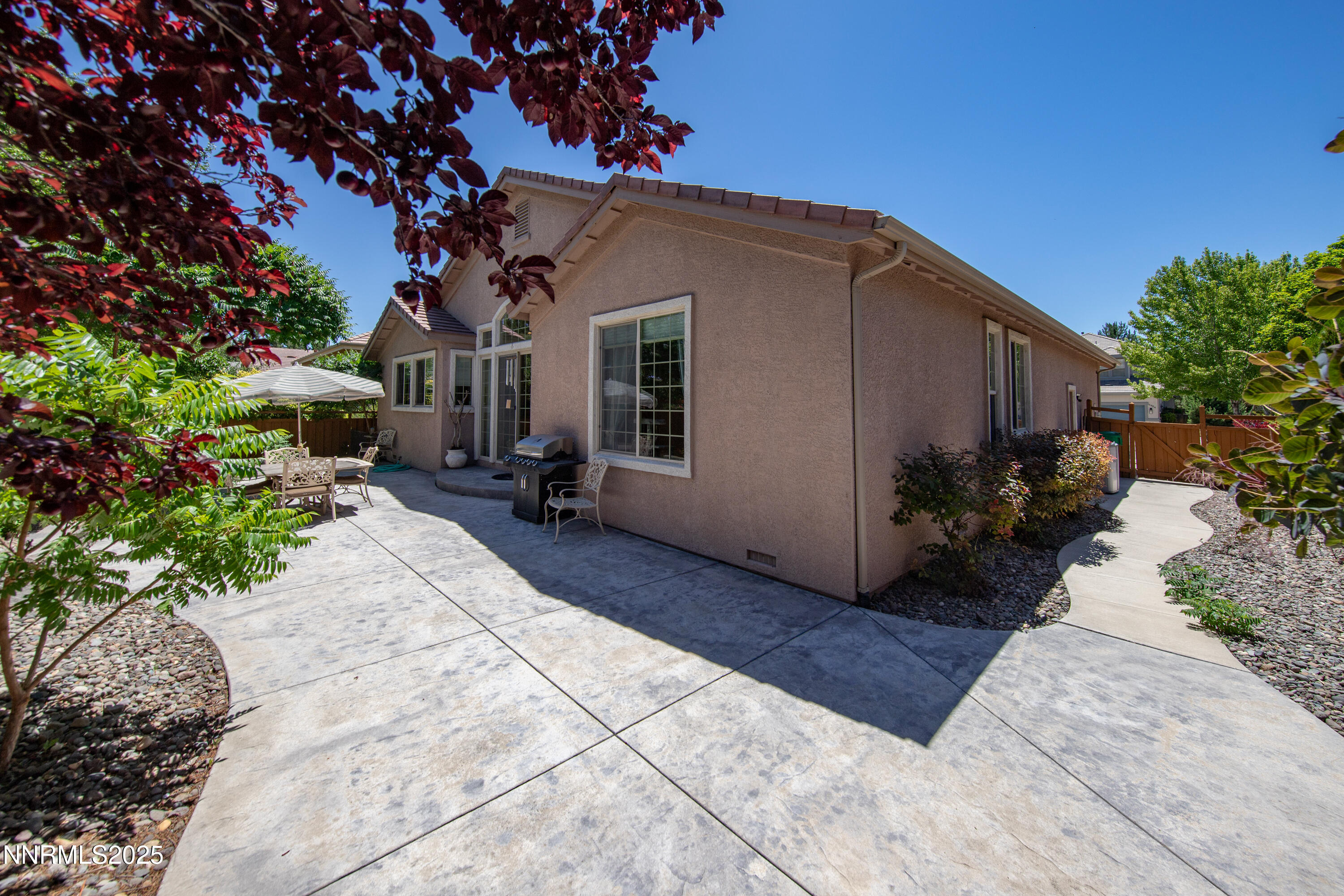 6485 Sun Flag Court
