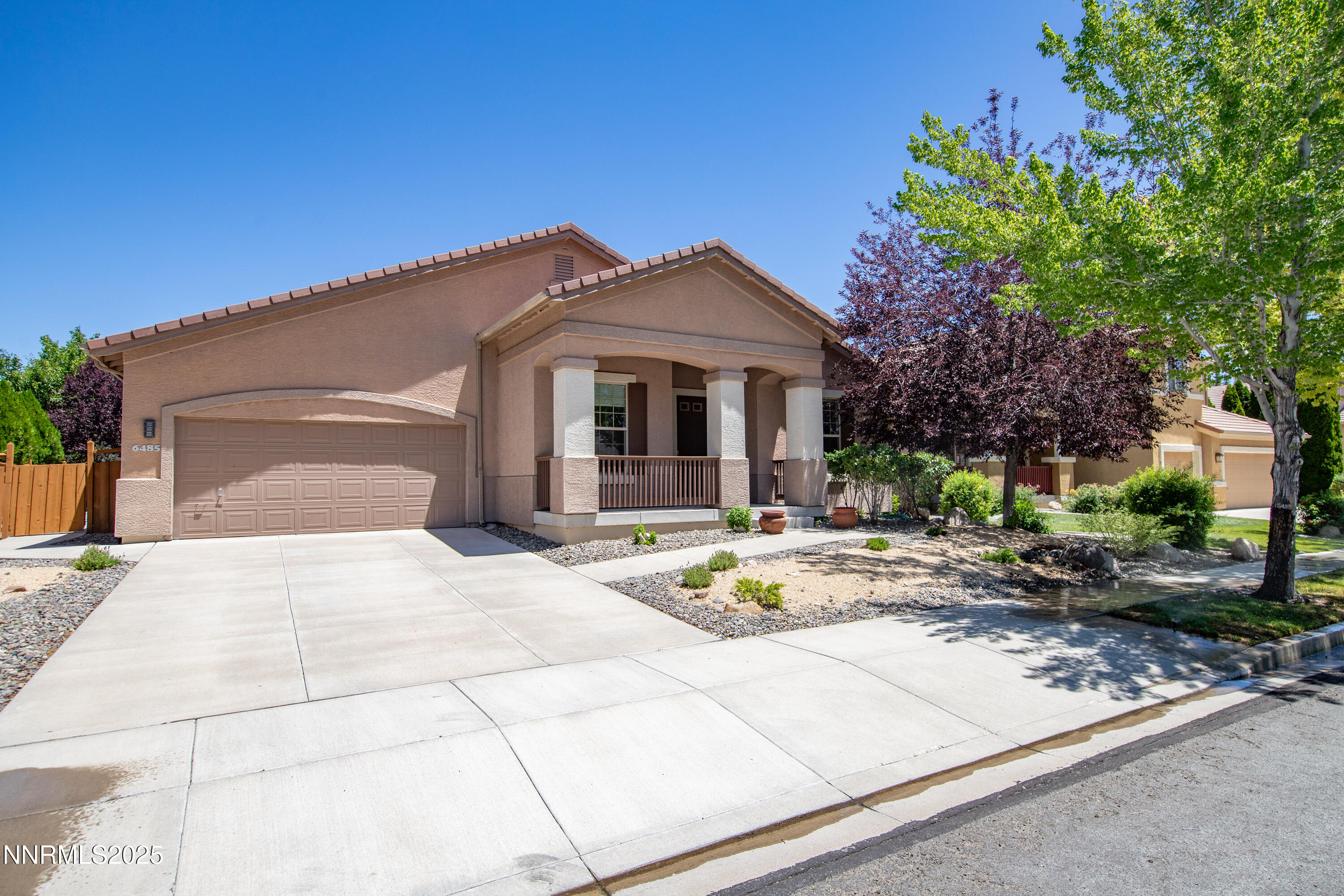 6485 Sun Flag Court