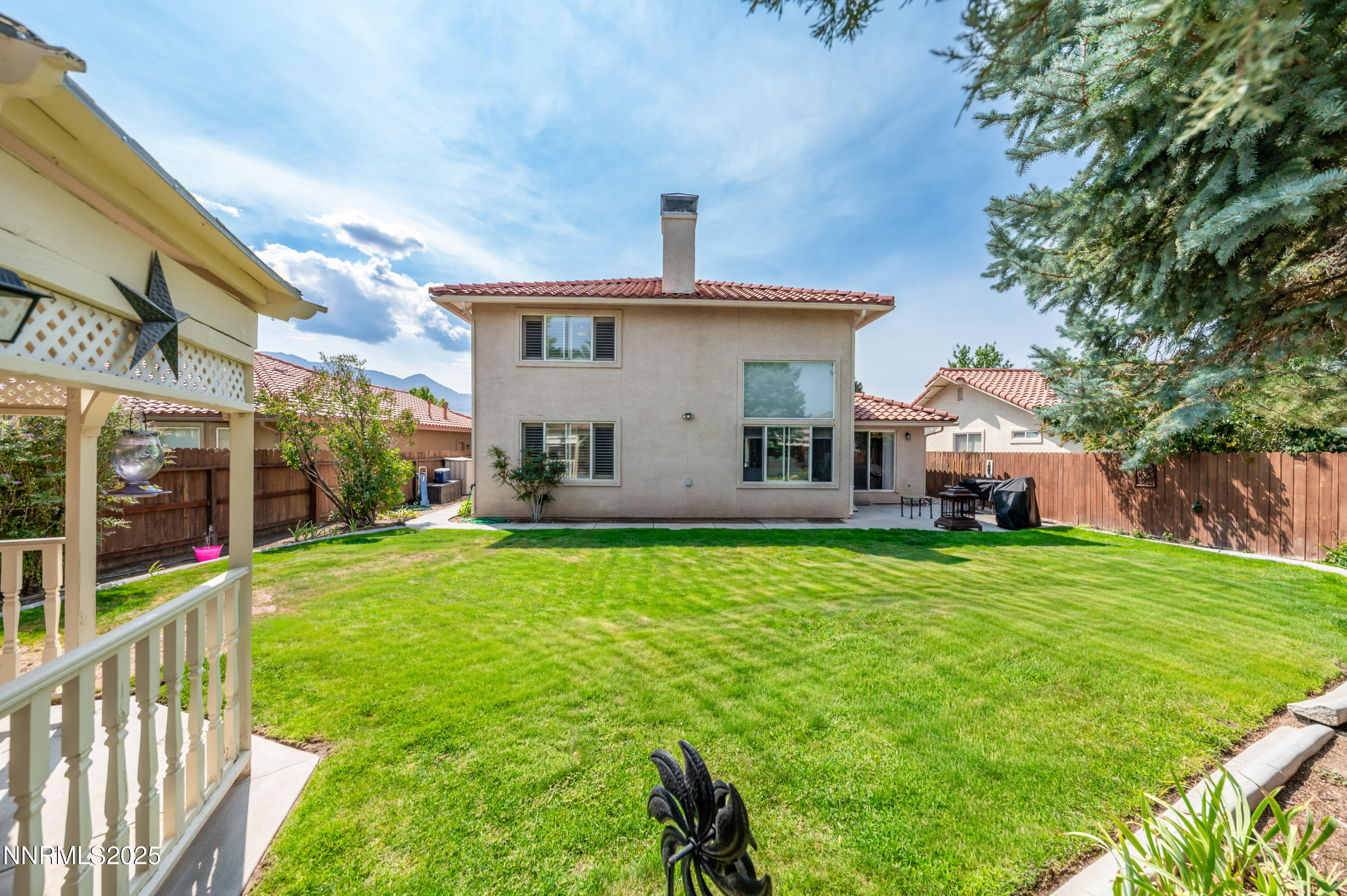 236 La Costa Avenue
