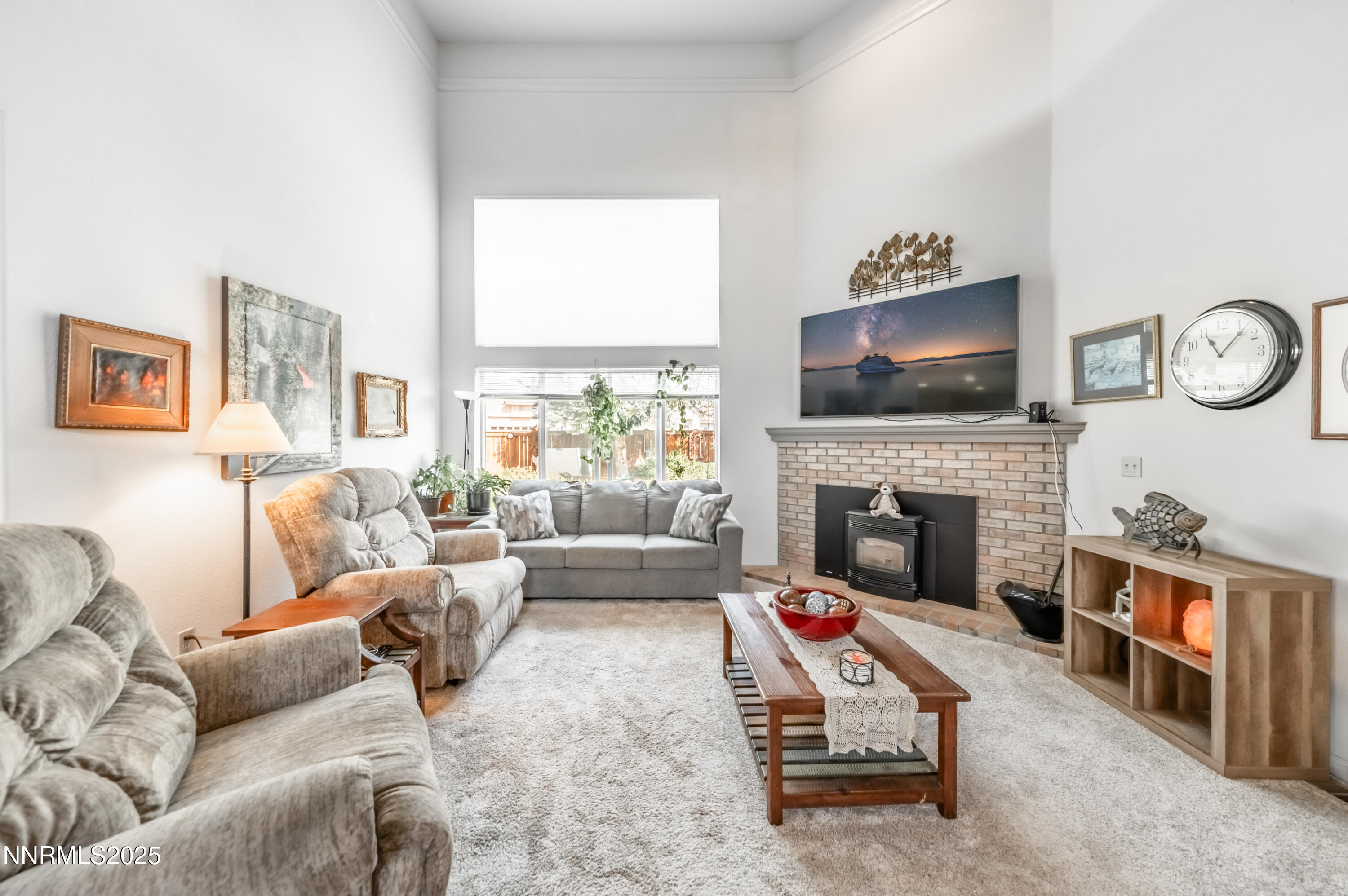 236 La Costa Avenue