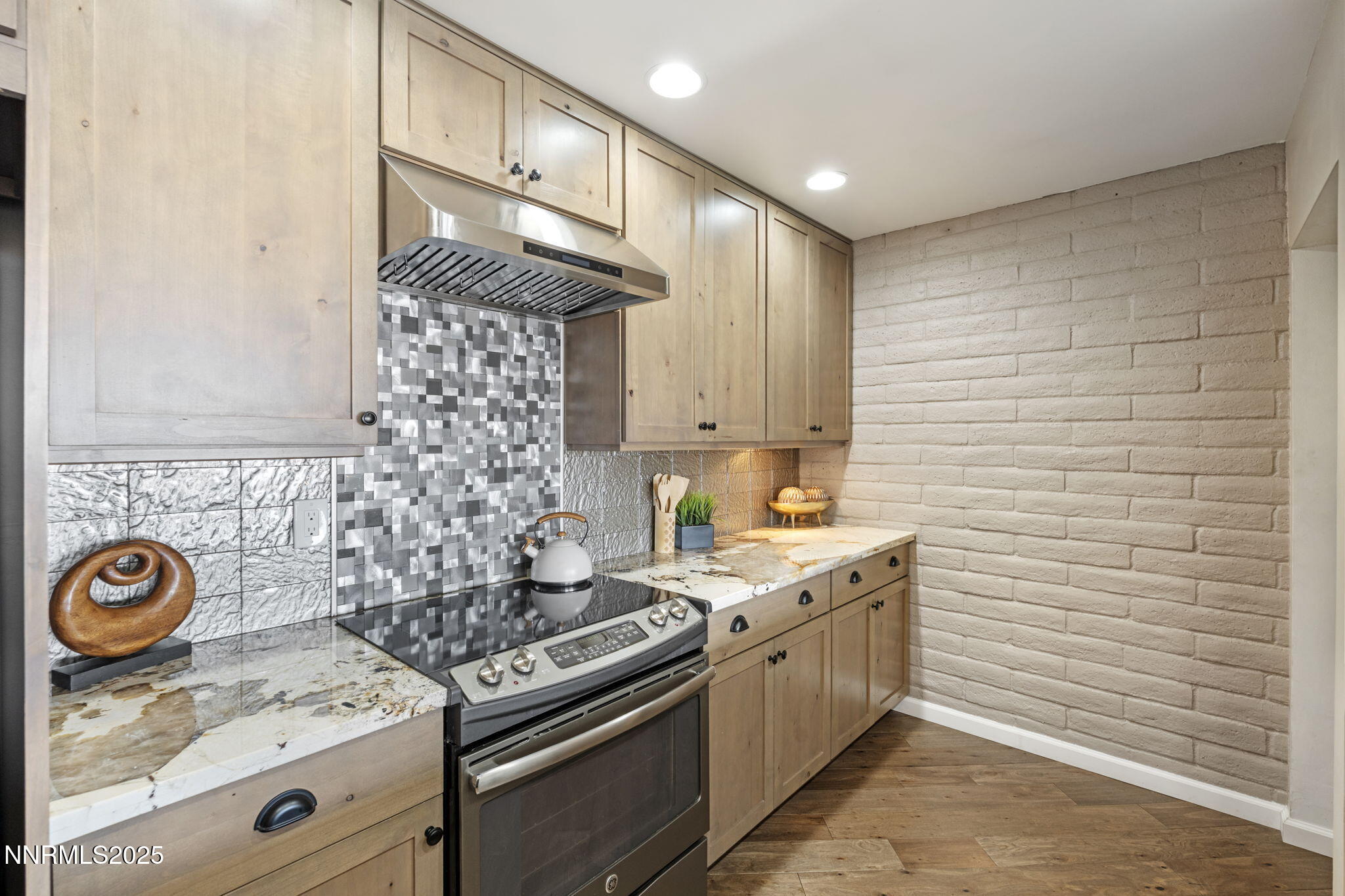 3471 Skyline Boulevard