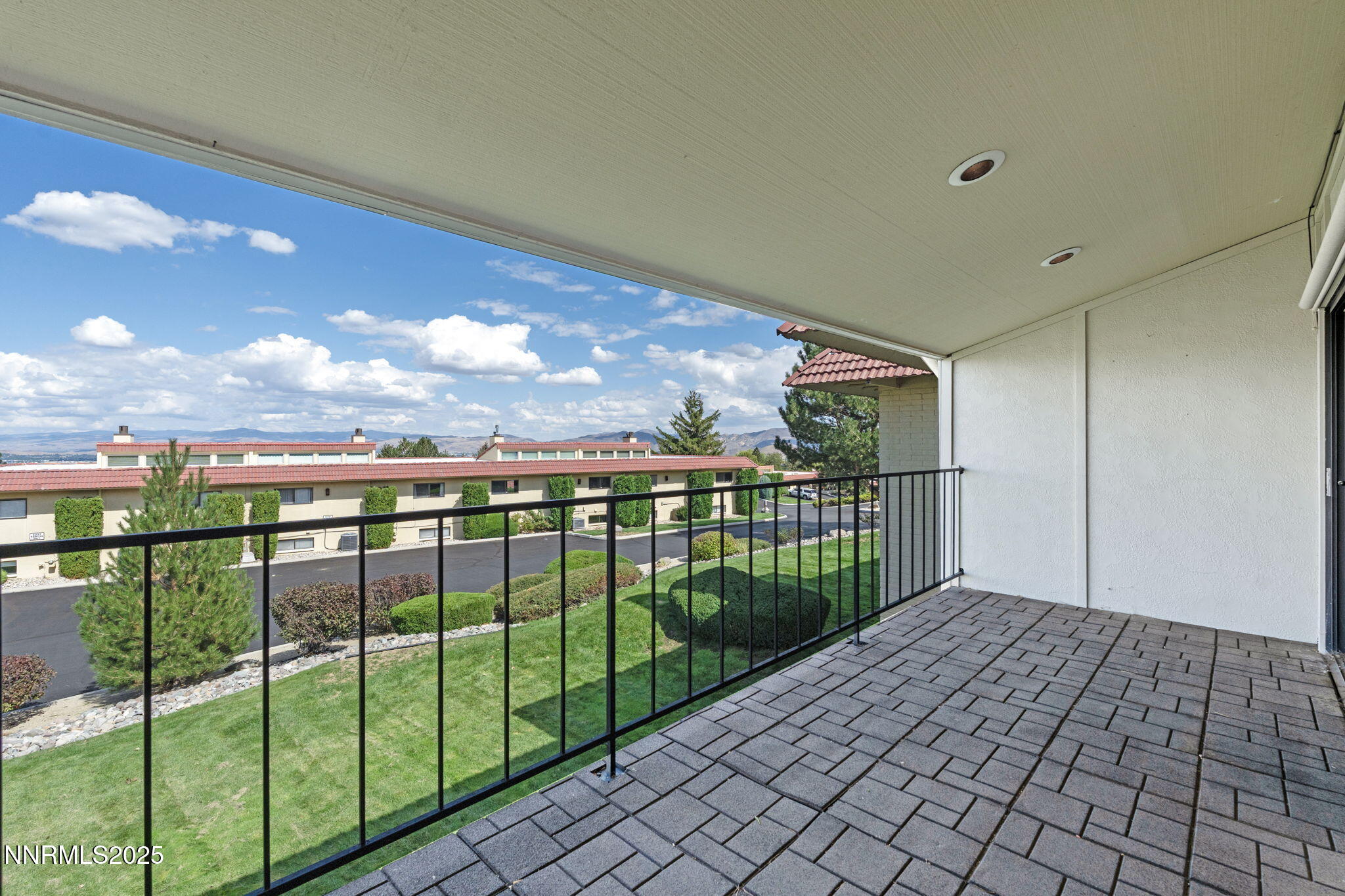 3471 Skyline Boulevard