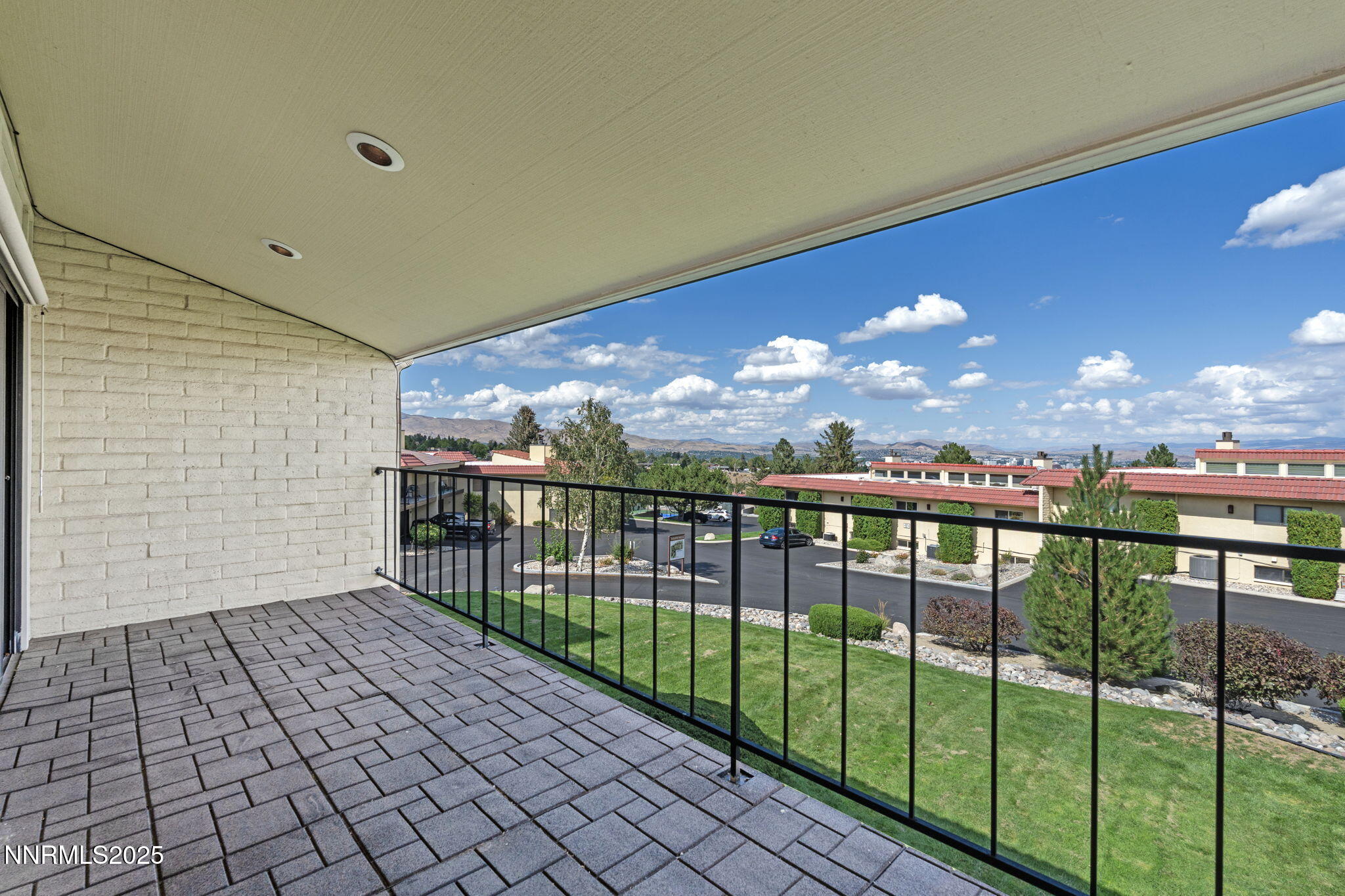 3471 Skyline Boulevard