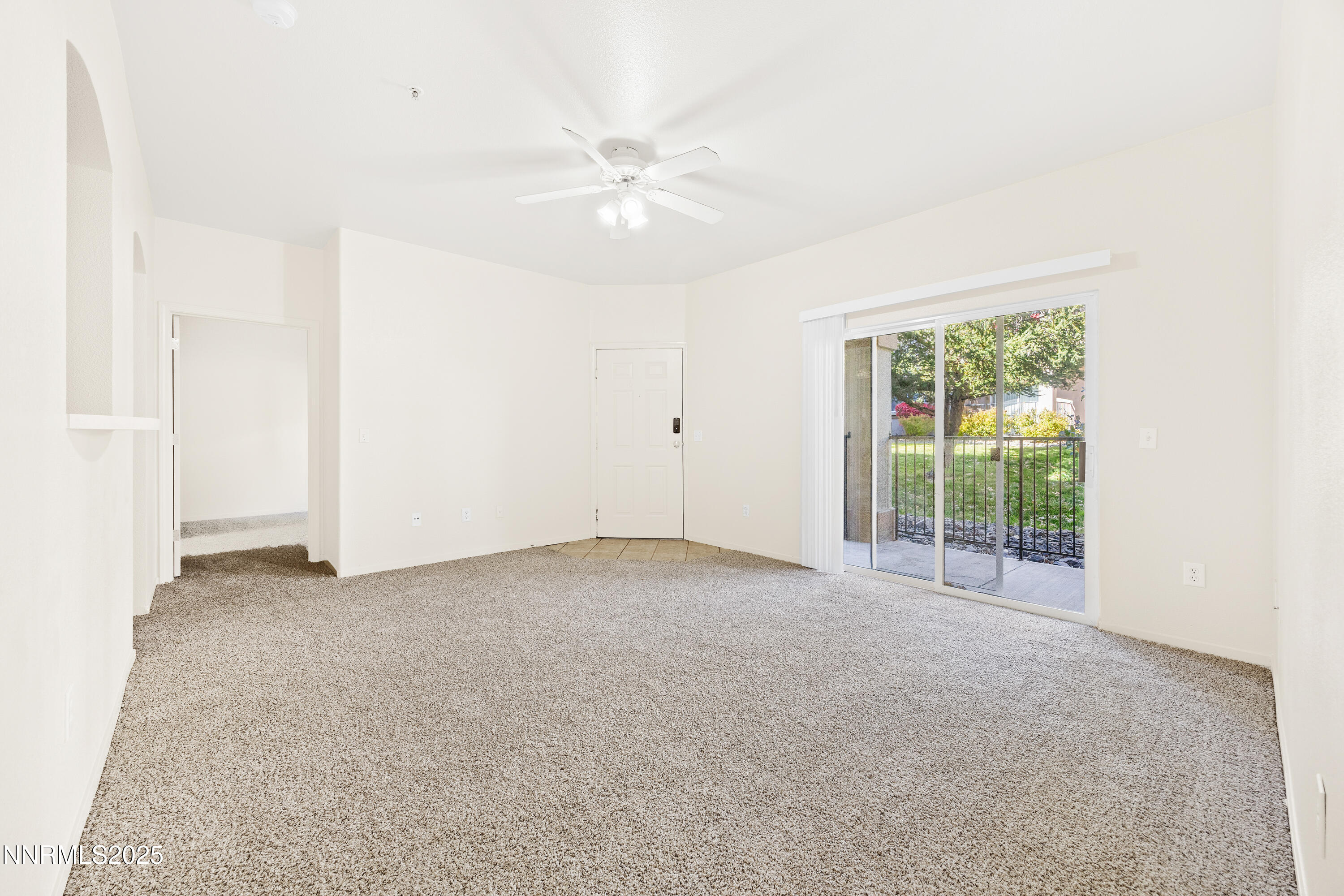 6850 Sharlands Avenue, T1116