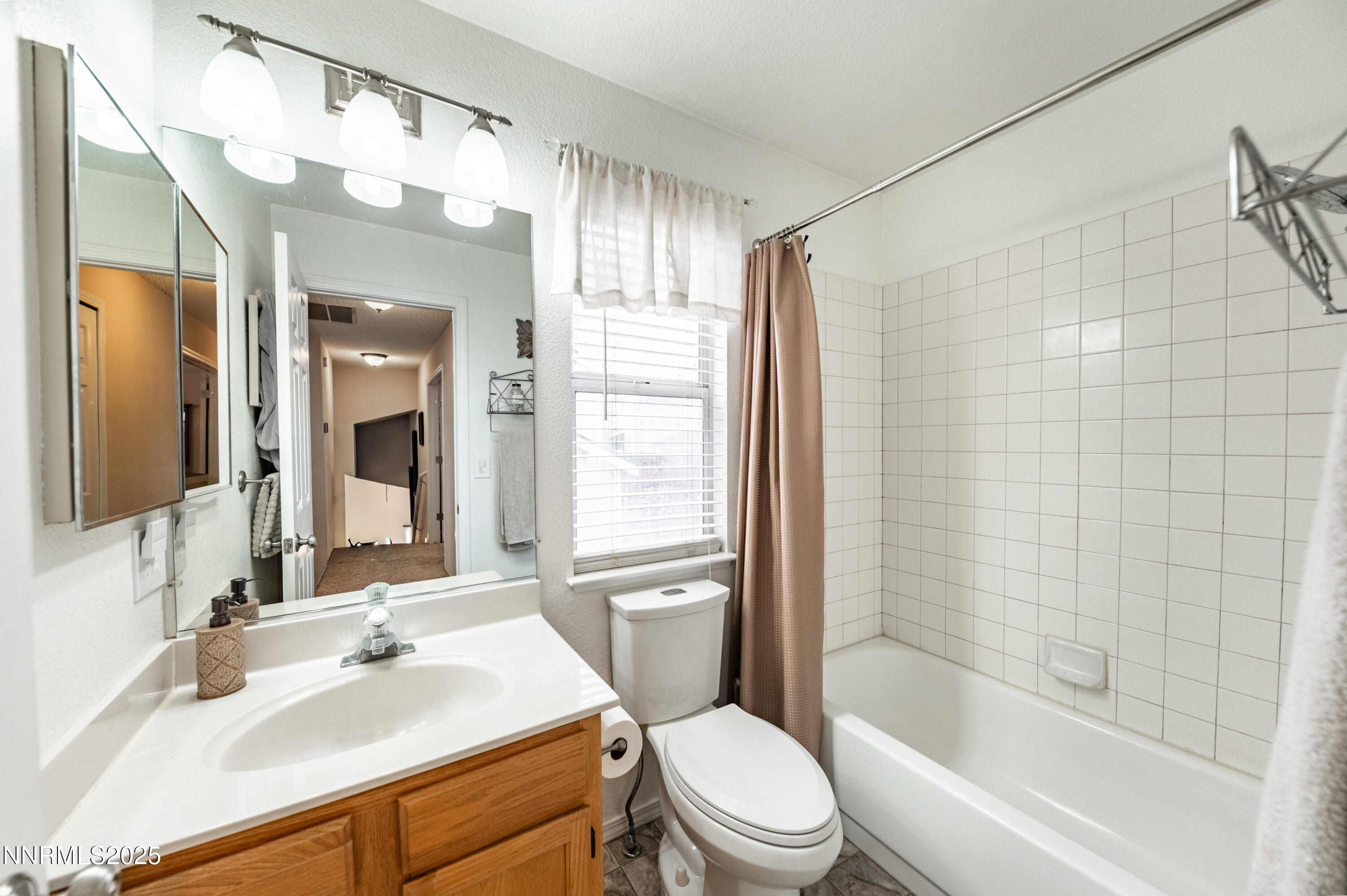 4517 Canyon Ridge Lane