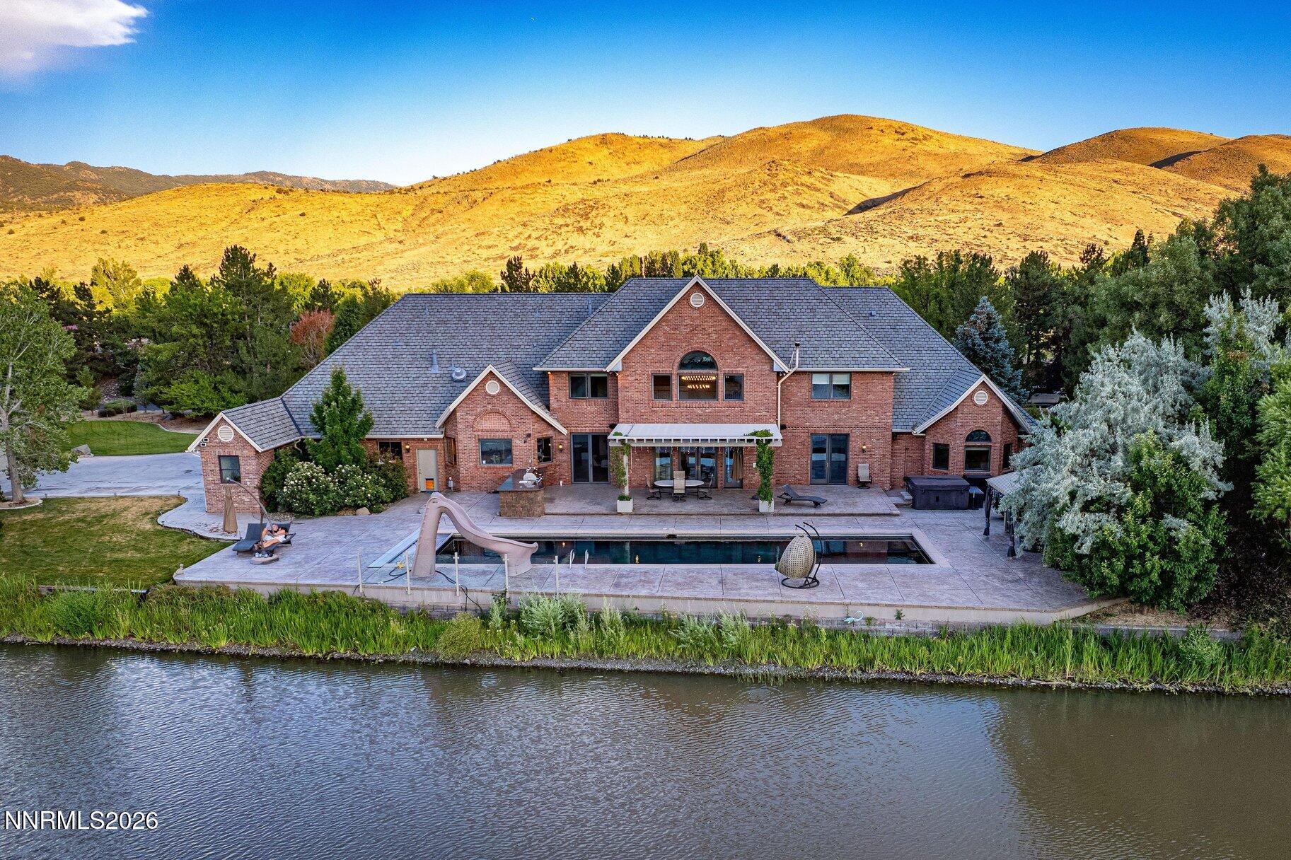 55 Hidden Lake Drive