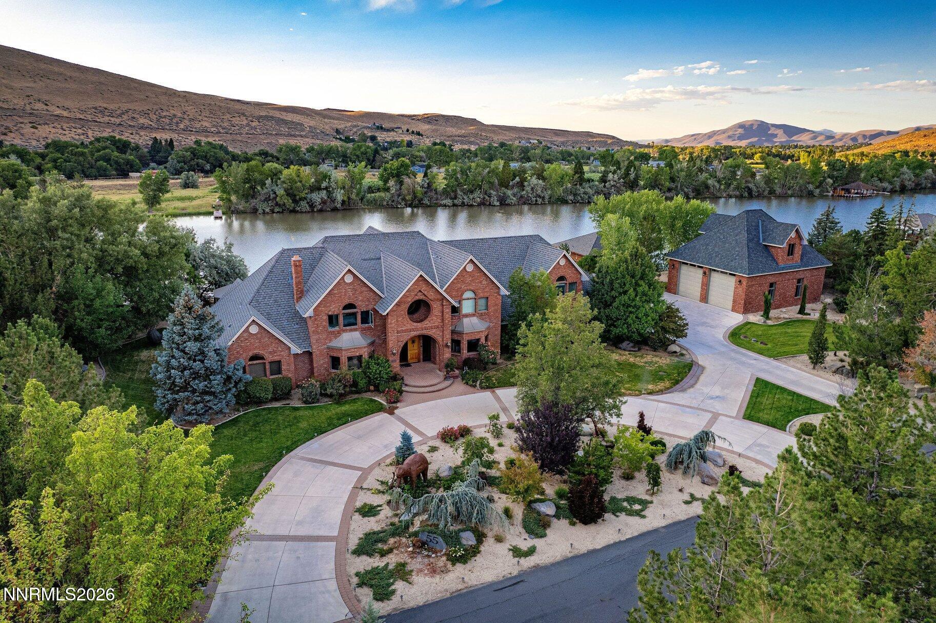 55 Hidden Lake Drive