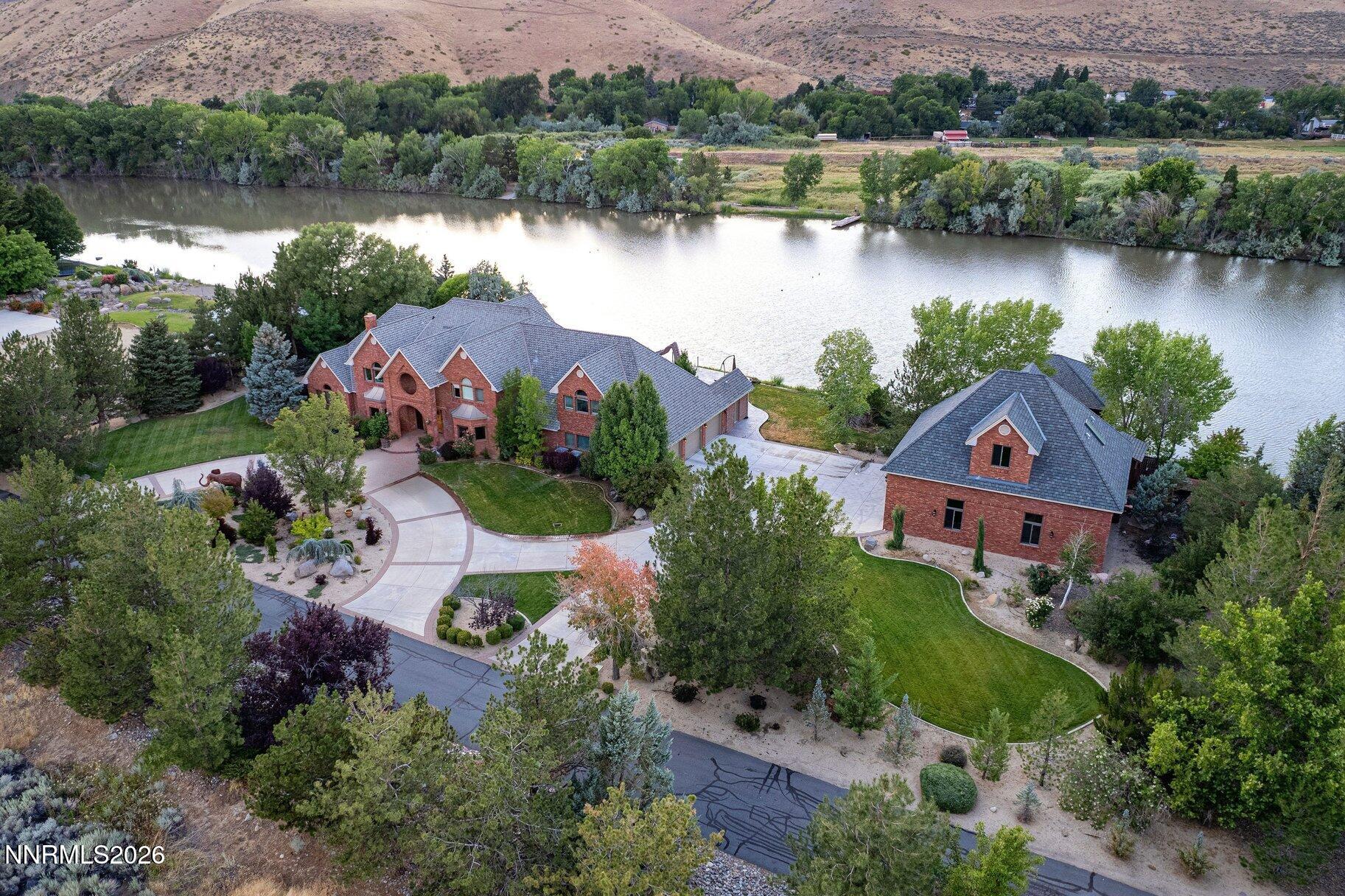 55 Hidden Lake Drive