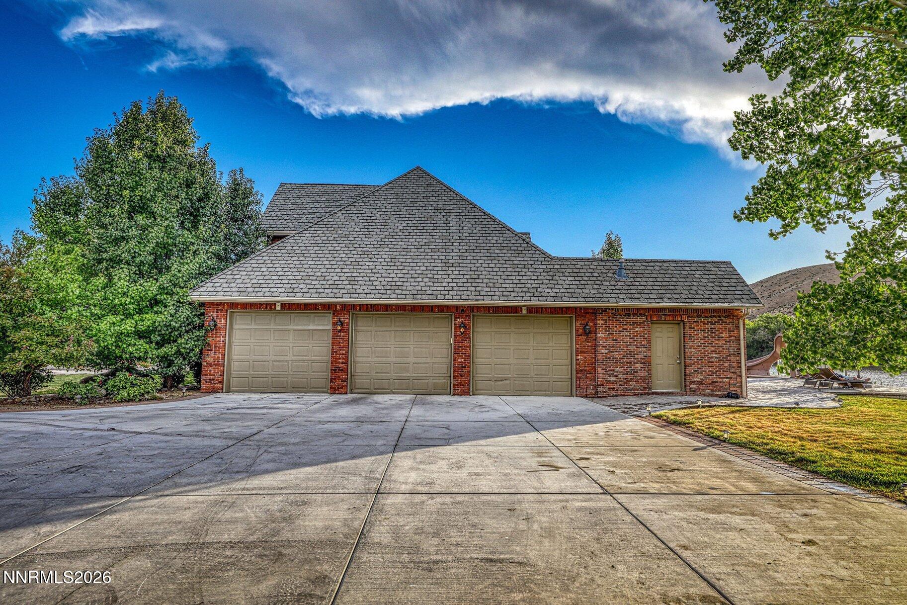 55 Hidden Lake Drive