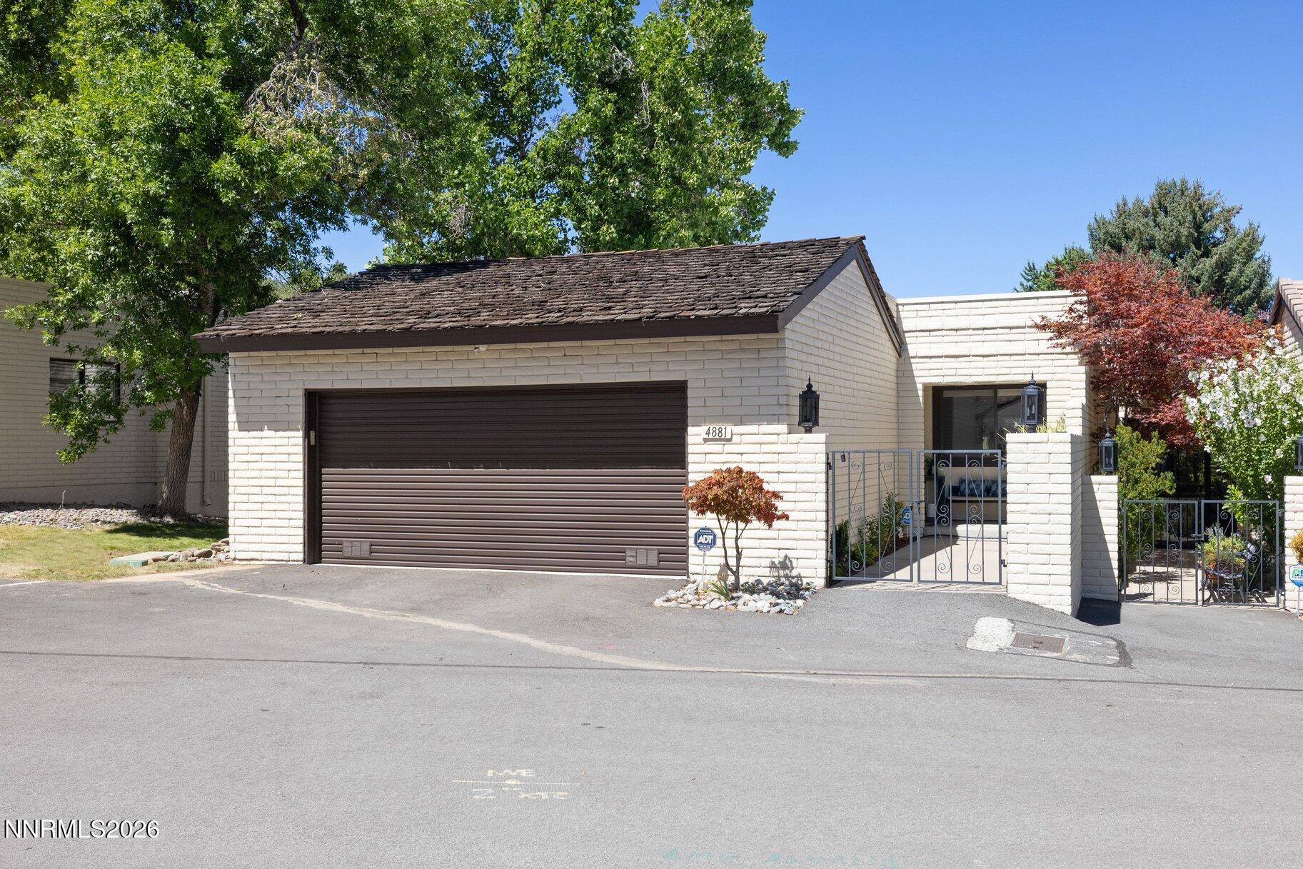 4881 Lakeridge Terrace