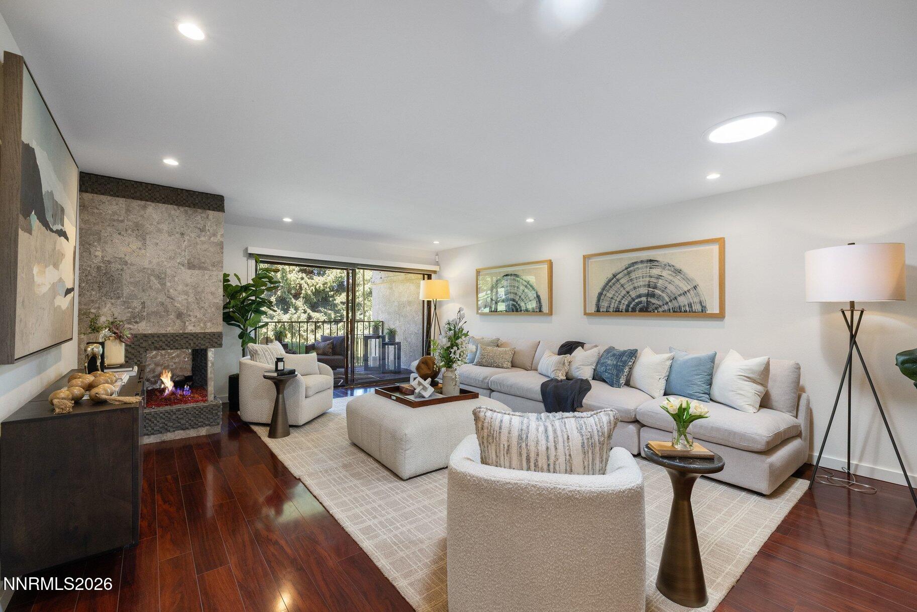 4881 Lakeridge Terrace