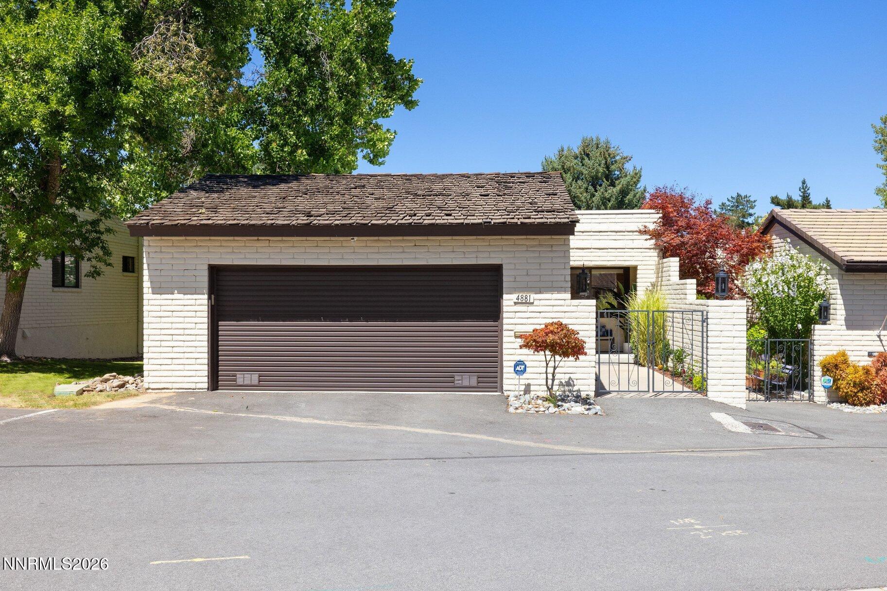 4881 Lakeridge Terrace