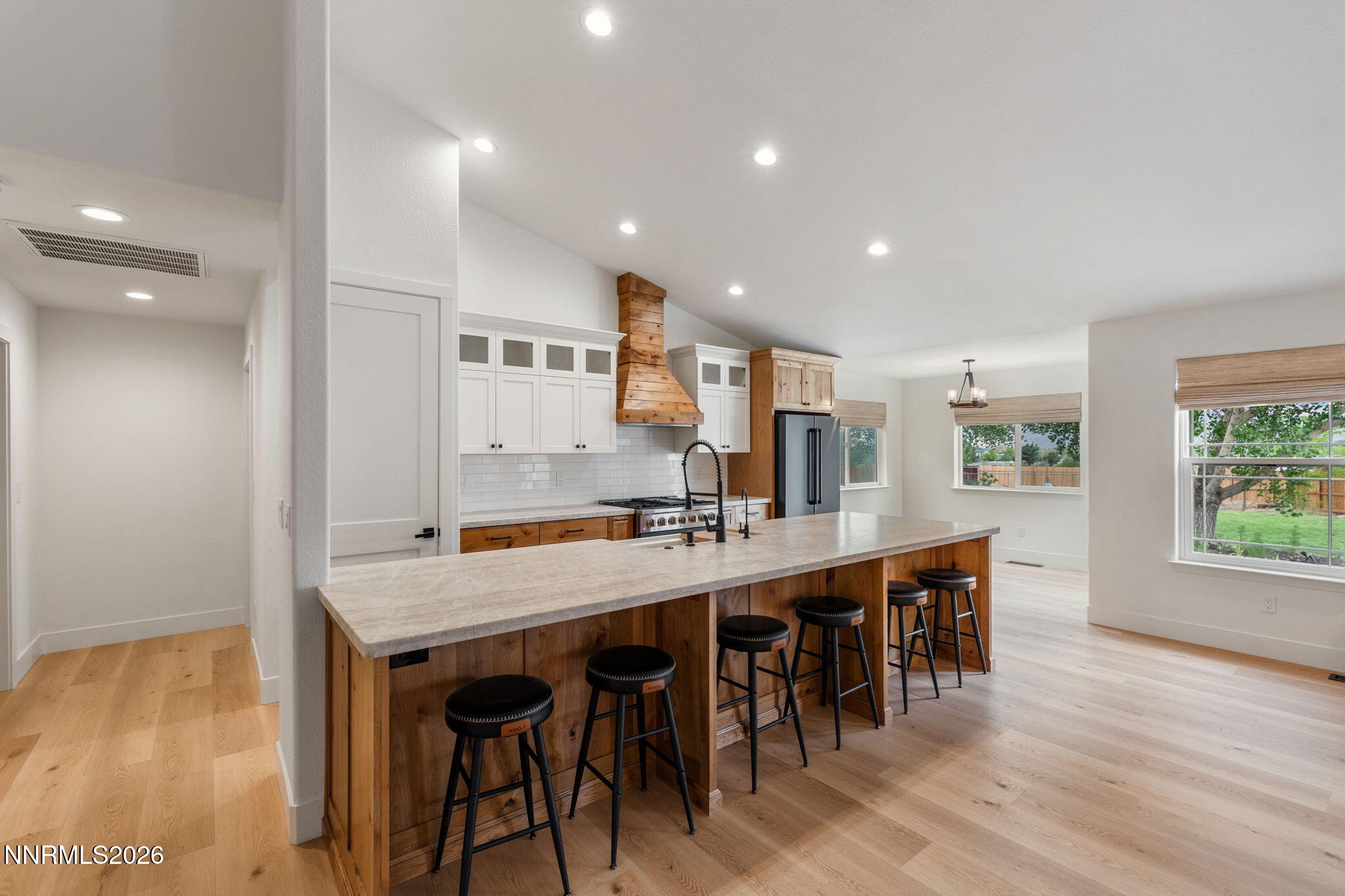 140 Brantingham Court