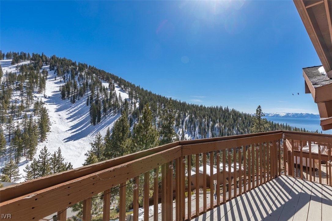 400 Fairview Boulevard 99