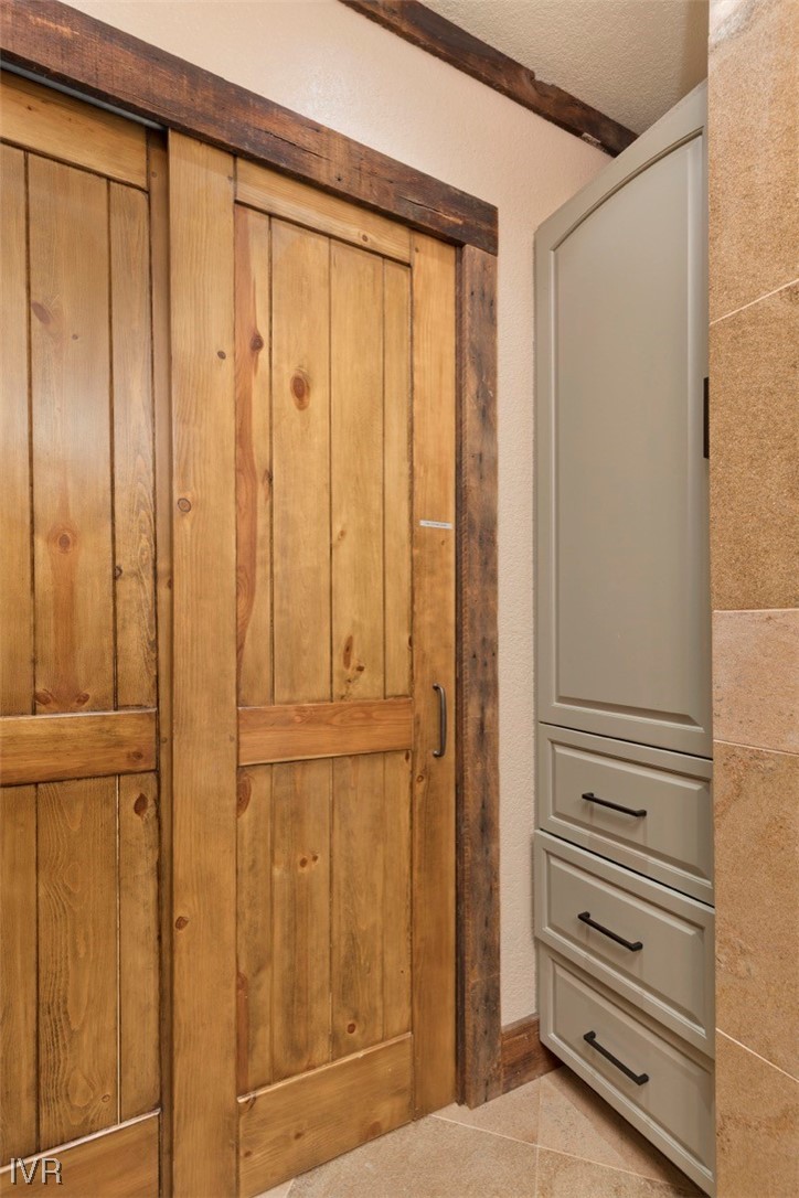 400 Fairview Boulevard 99