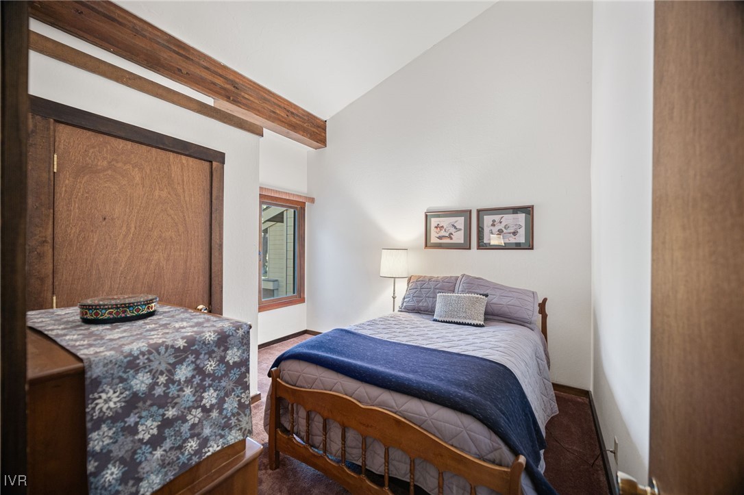 954 Fairway Boulevard 8