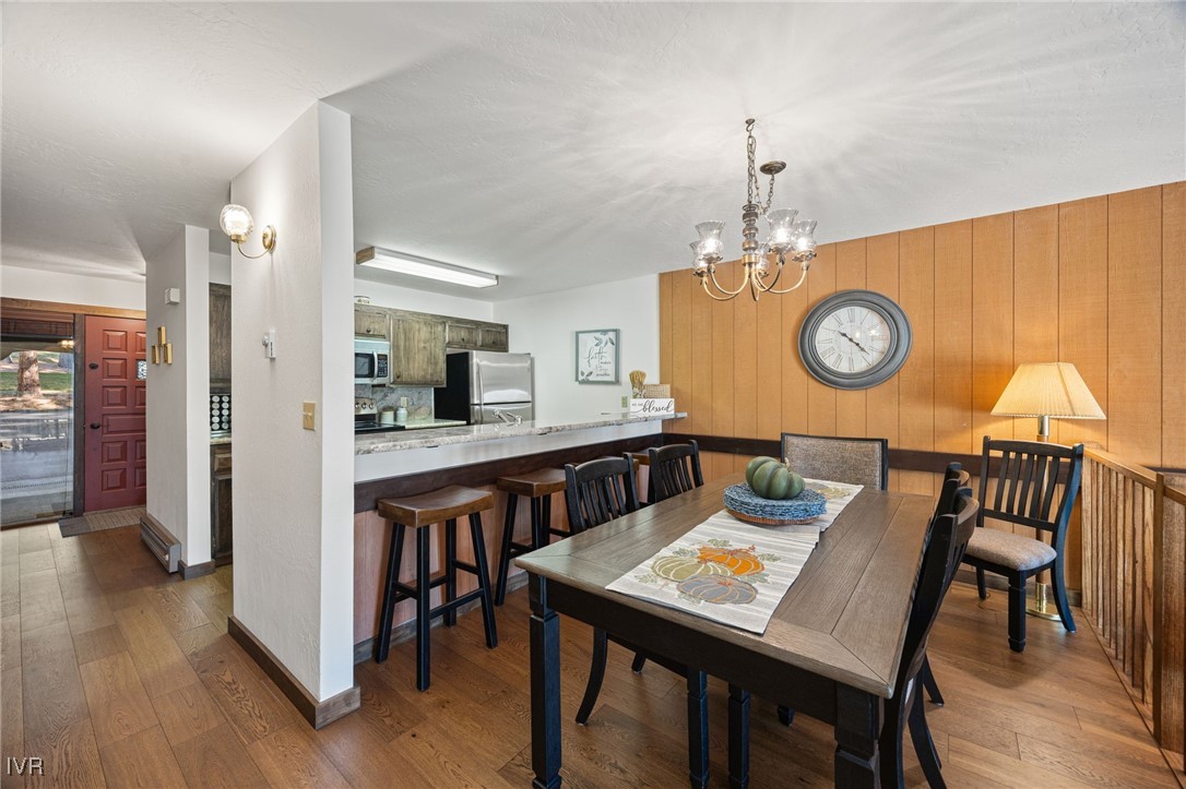 954 Fairway Boulevard 8