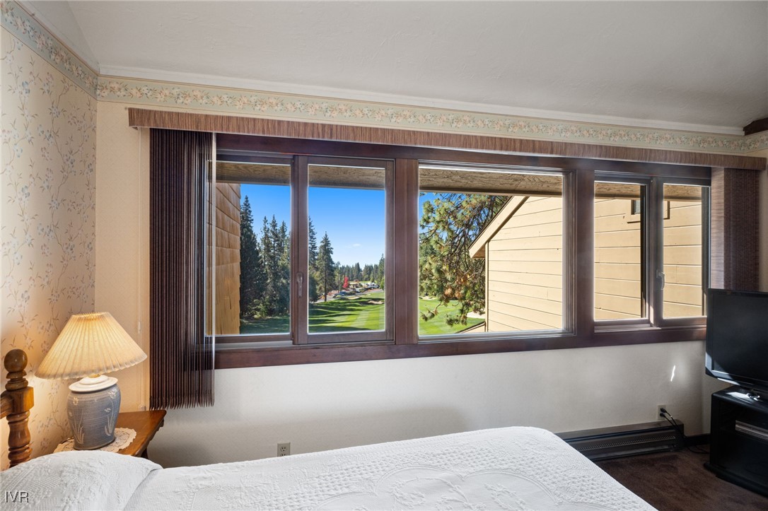 954 Fairway Boulevard 8