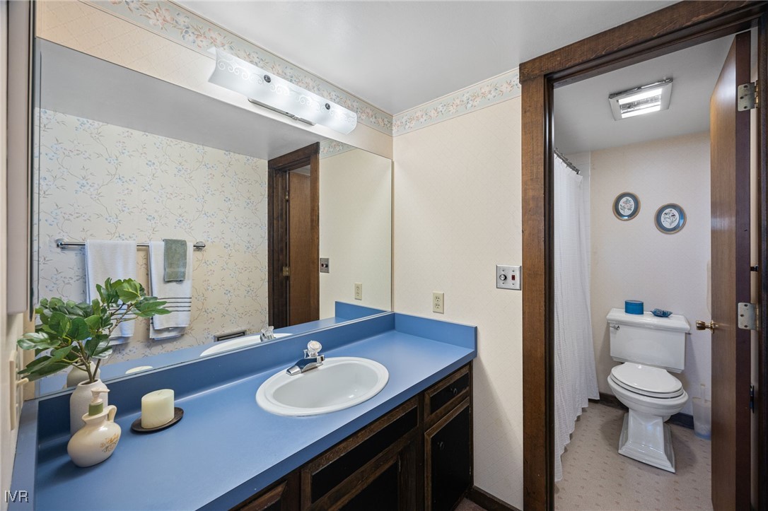 954 Fairway Boulevard 8