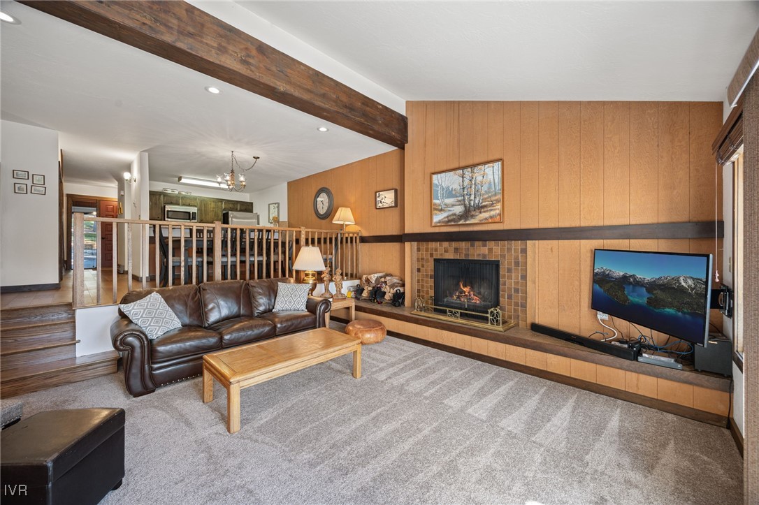 954 Fairway Boulevard 8