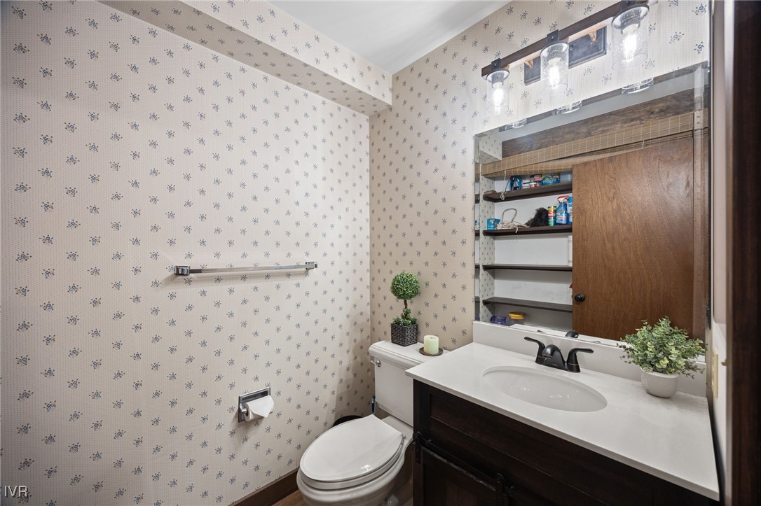 954 Fairway Boulevard 8