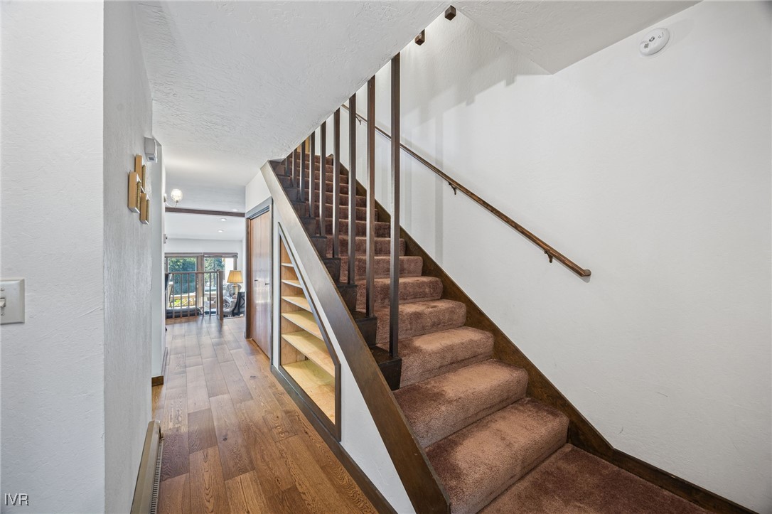 954 Fairway Boulevard 8