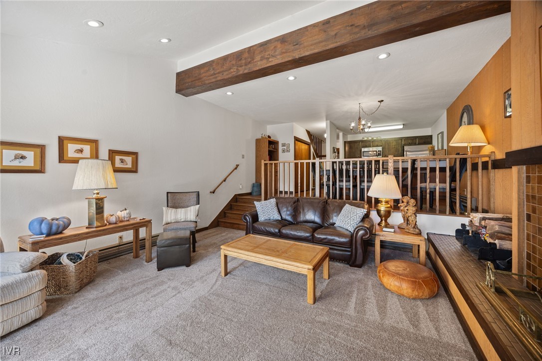 954 Fairway Boulevard 8